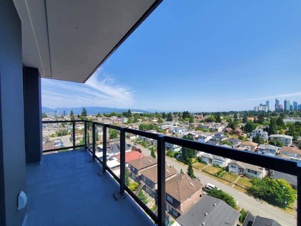 Vancouver, BC V5R 4G6,5058 Joyce ST #11F