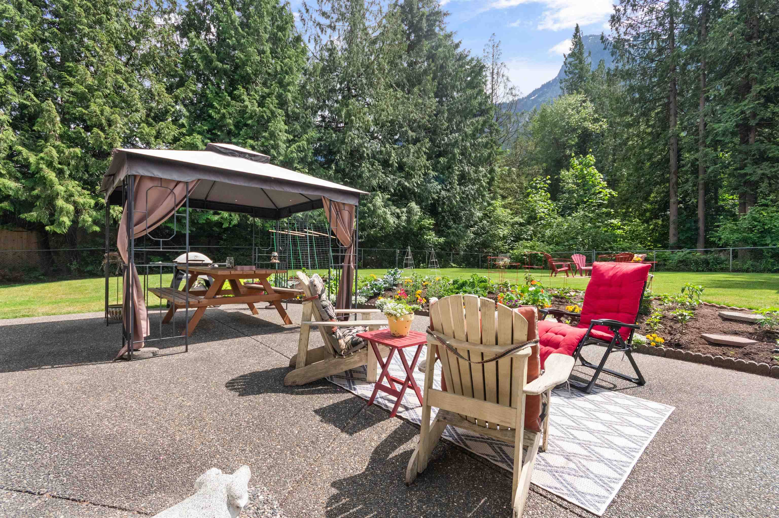 Hope, BC V0X 1L1,65711 Gardner DR