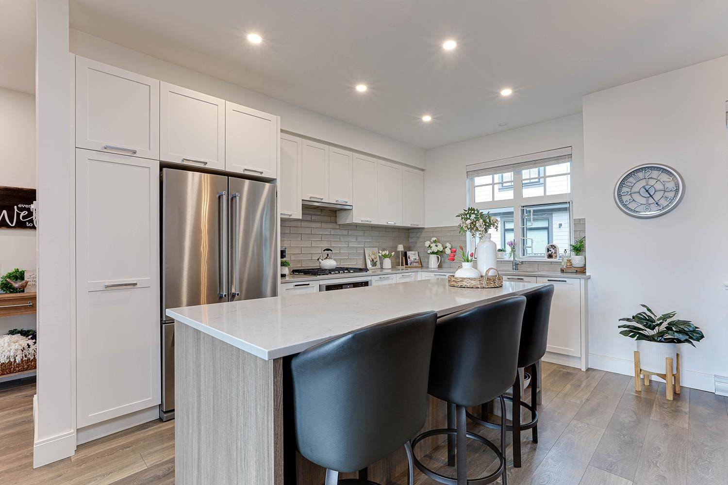 Coquitlam, BC V3E 0N9,1290 Mitchell ST #103