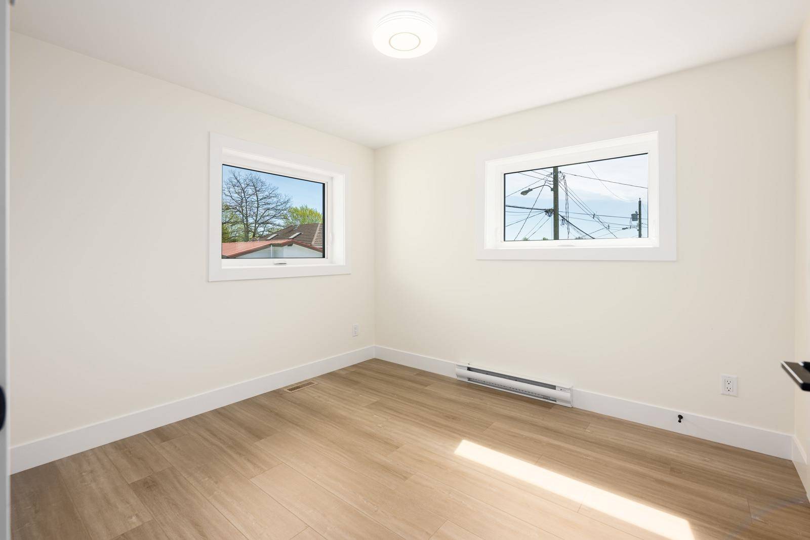 Vancouver, BC V5R 4E1,5728 Mckinnon Street #Laneway
