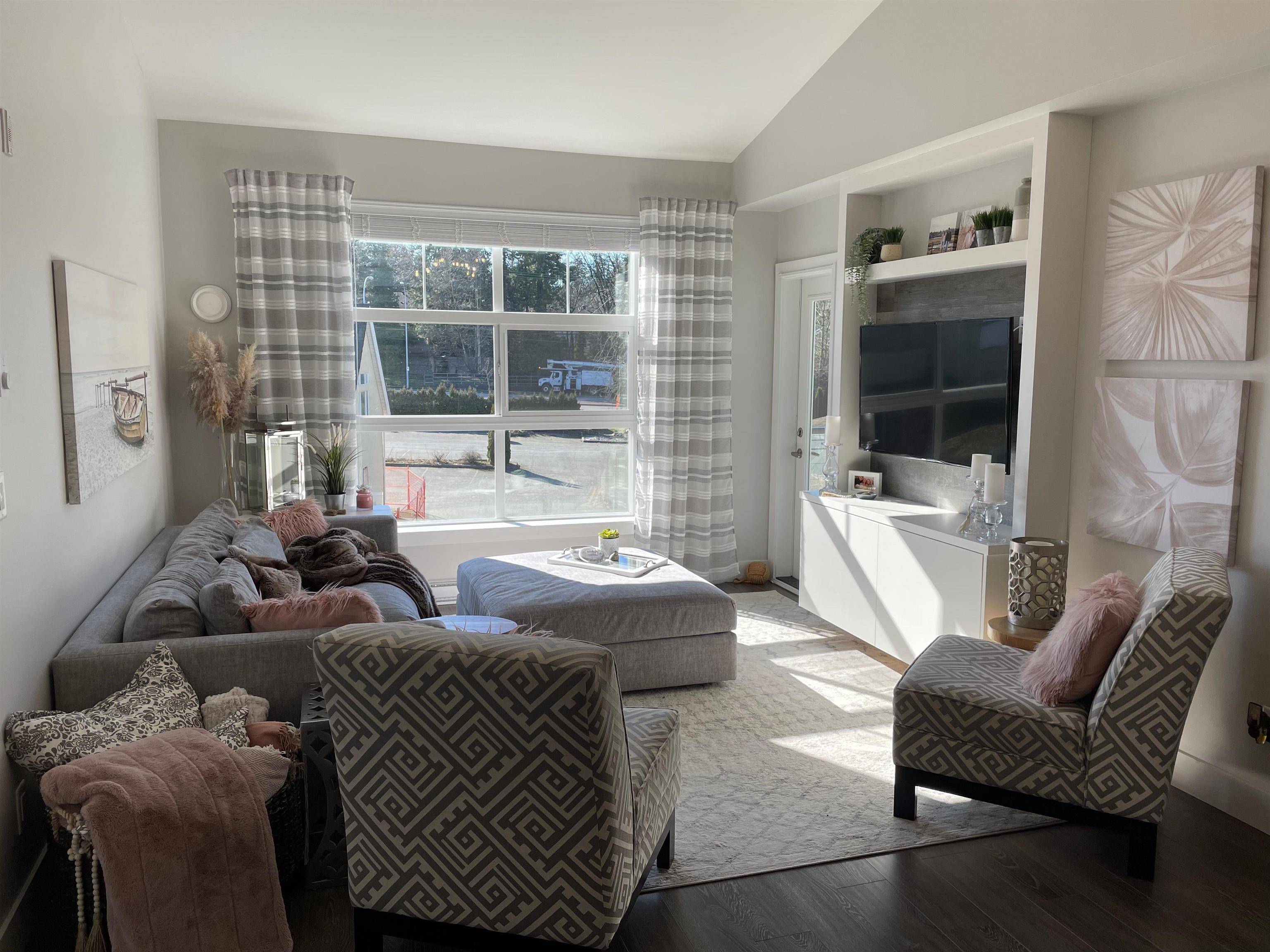 Surrey, BC V4P 0G4,14550 Winter CRES