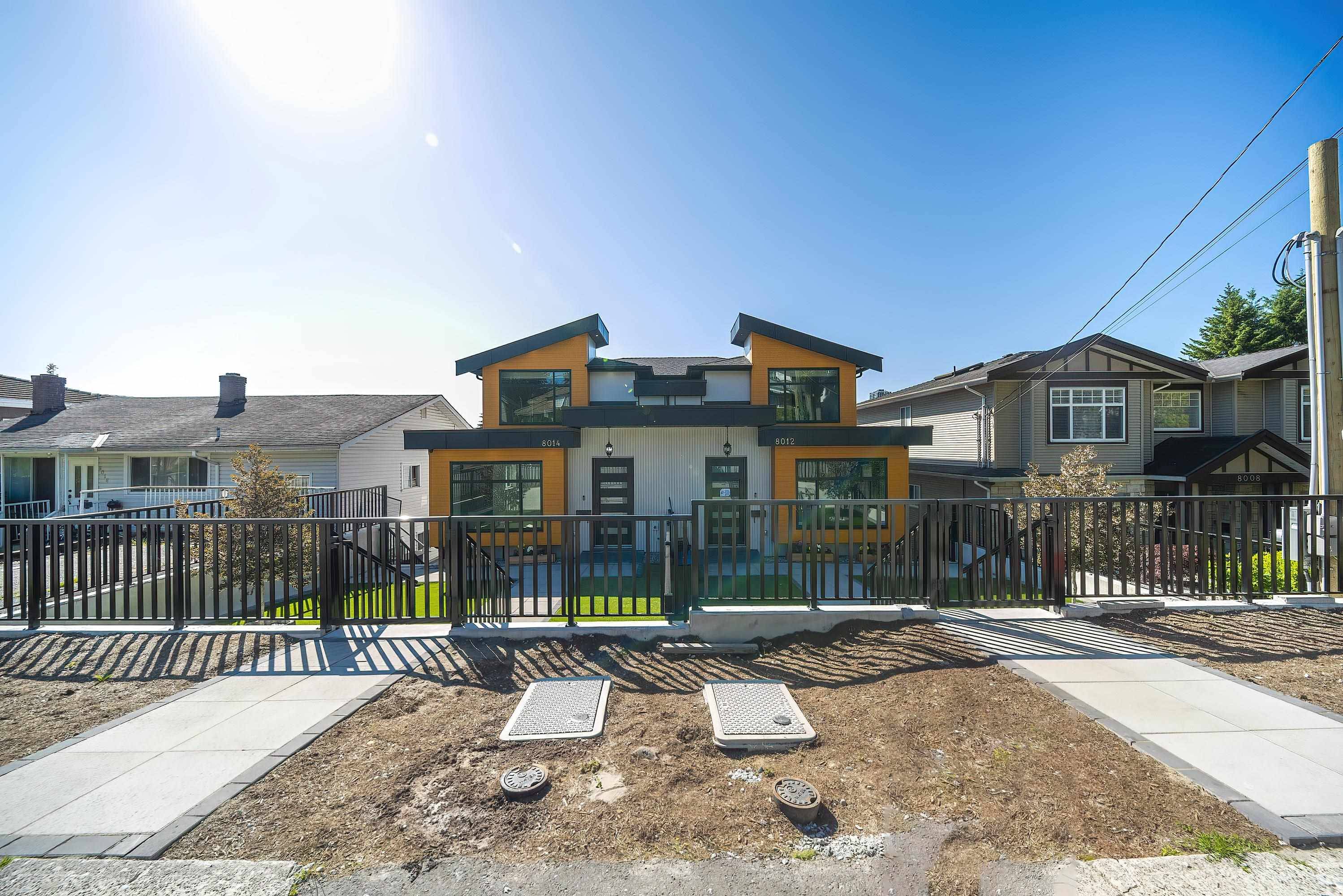 Burnaby, BC V3N 2N7,8012 11th AVE