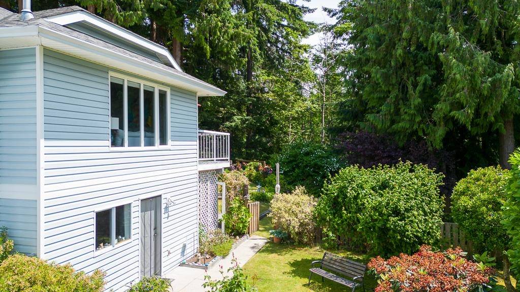 Gibsons, BC V0N 1V5,1514 Islandview DR