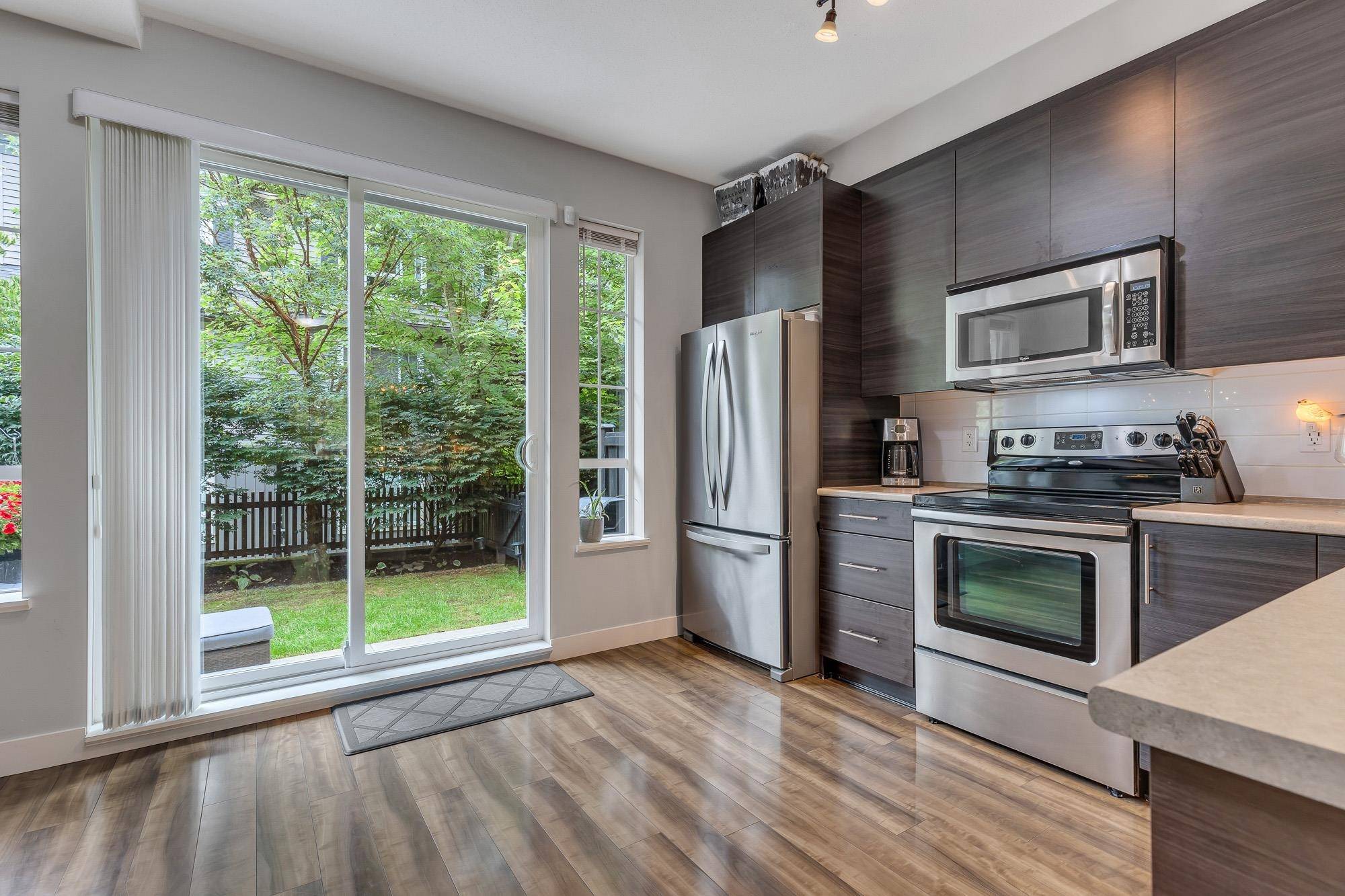 Langley, BC V3A 4T2,21867 50 AVE #44