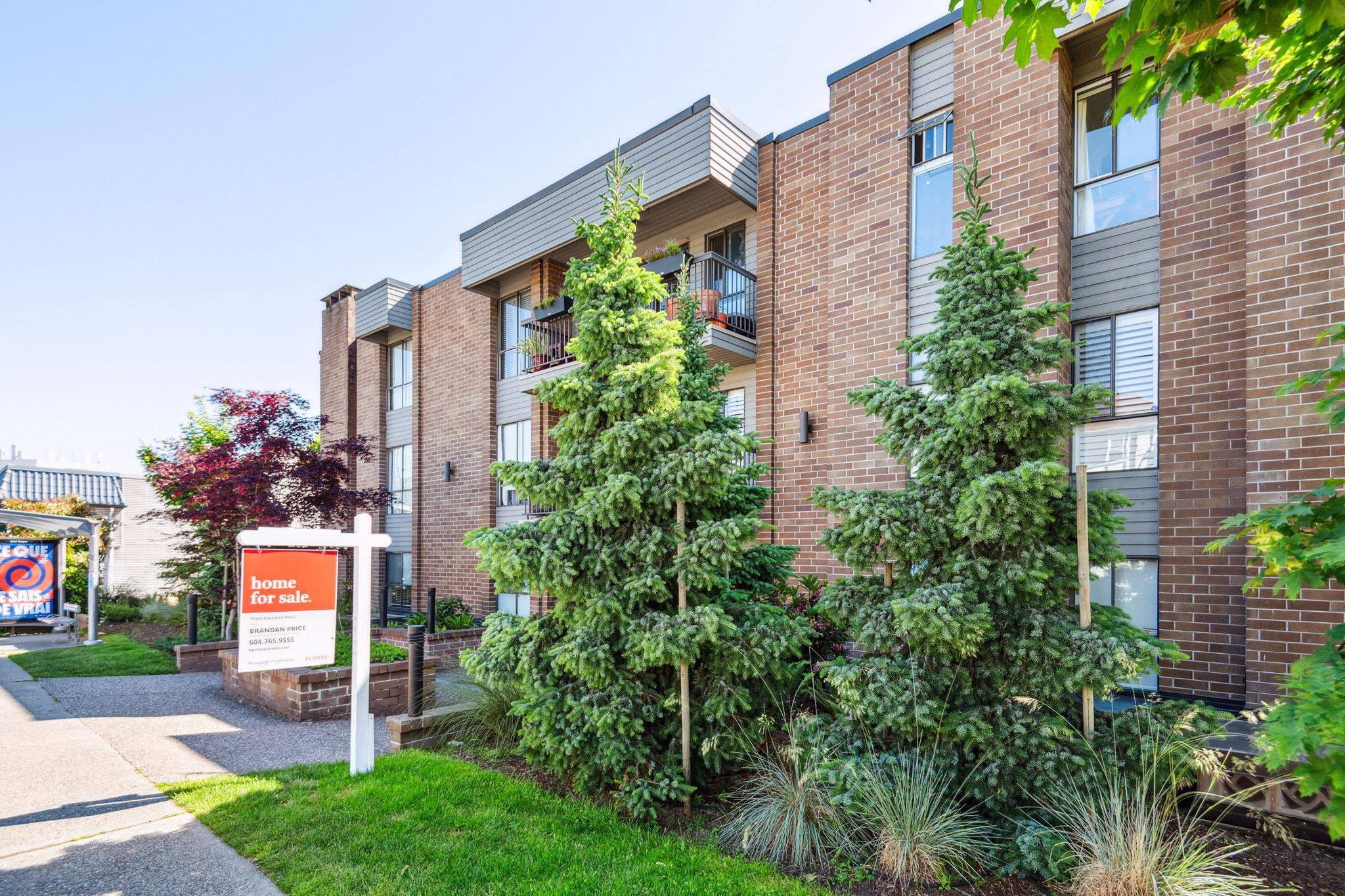 Vancouver, BC V6H 2L3,3264 Oak ST #208