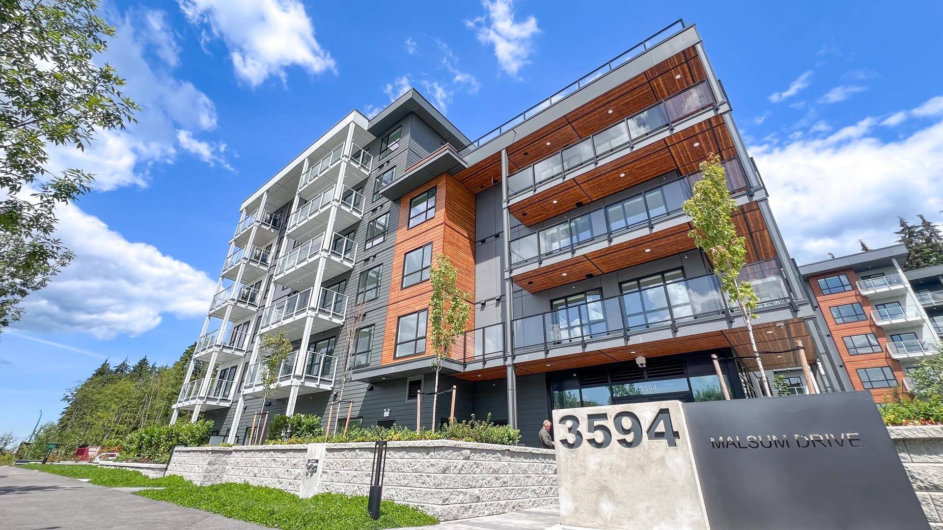 North Vancouver, BC V7G 0B4,3594 Malsum DR #422