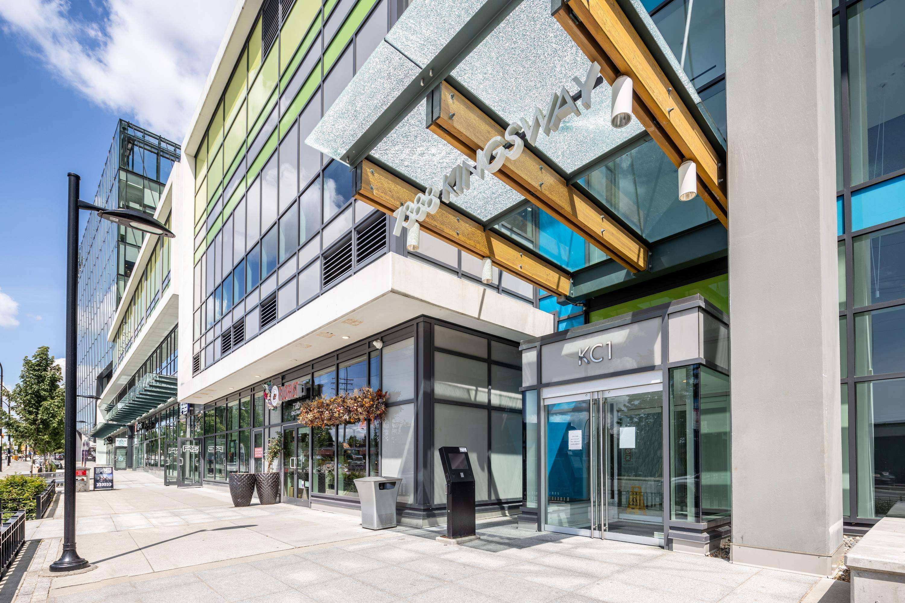 Burnaby, BC V3N 0G9,7388 Kingsway #1210