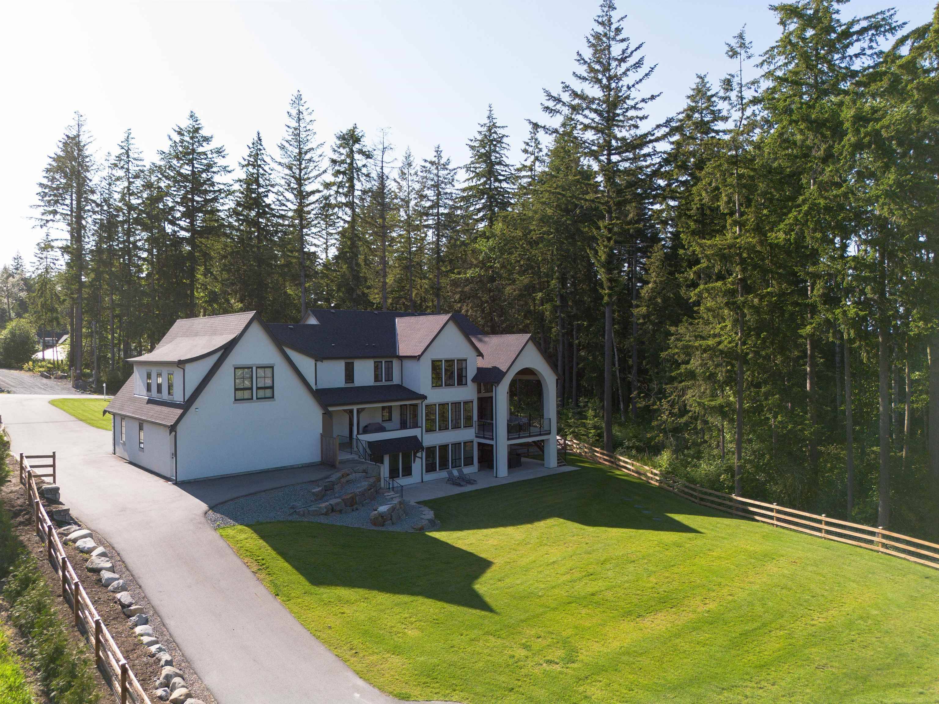 Langley, BC V2Z 1T7,156 208 ST