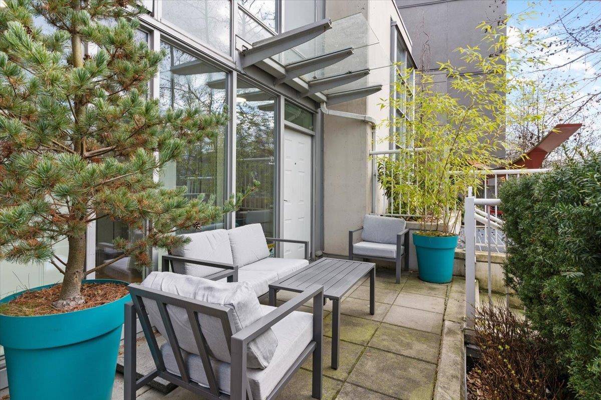 Vancouver, BC V6B 1P8,37 Keefer PL