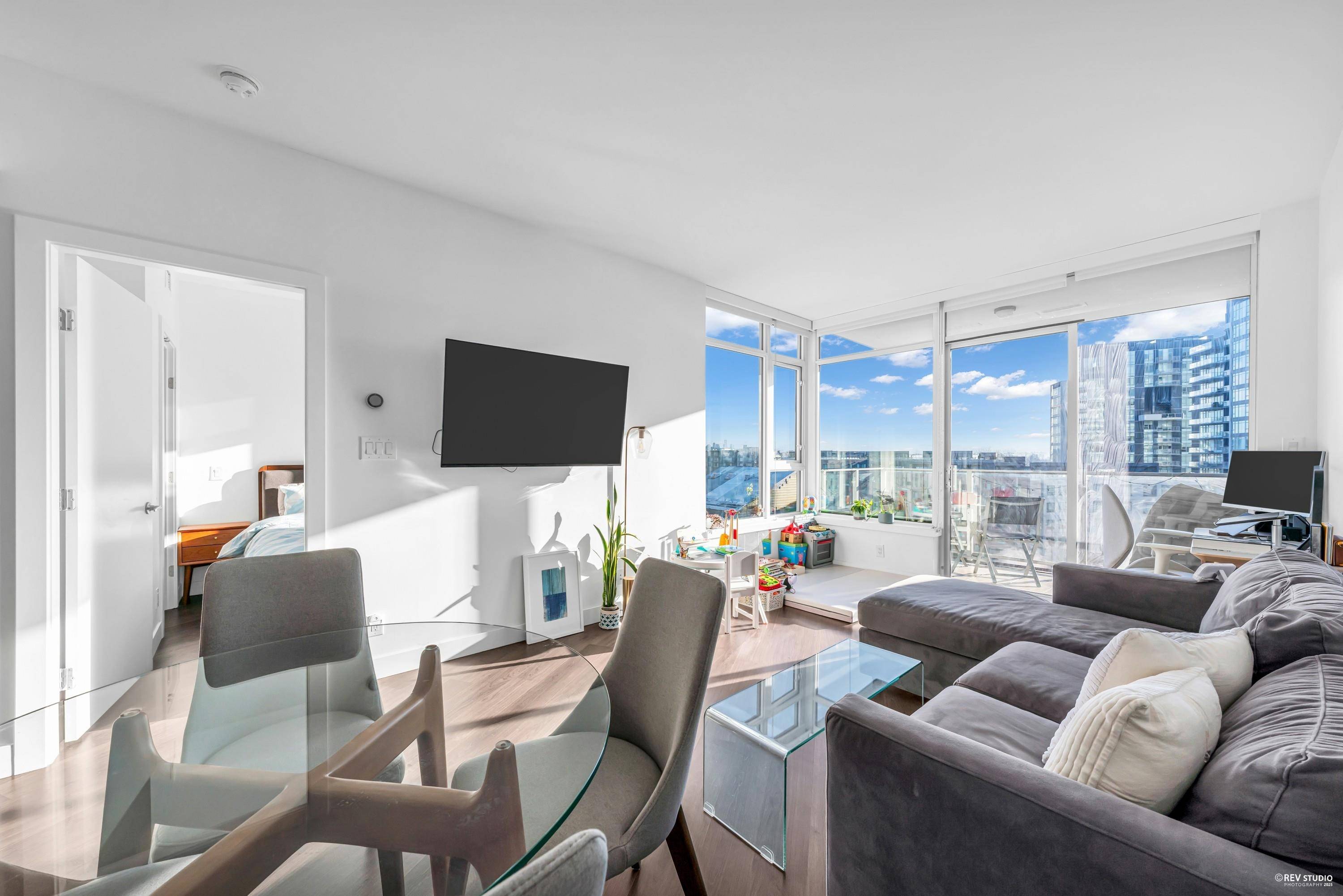 Vancouver, BC V5S 0E2,3557 Sawmill CRES #716