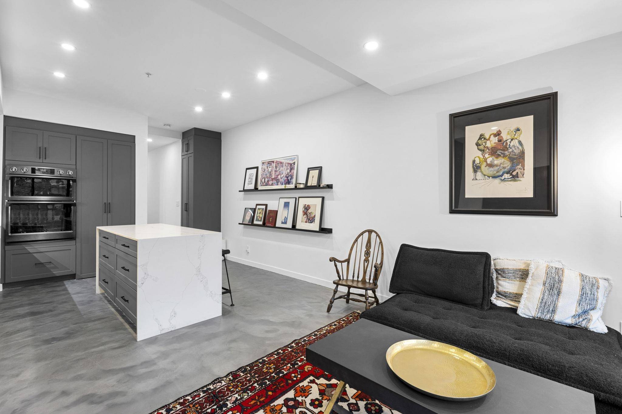 Vancouver, BC V6B 1A4,12 Water ST #508