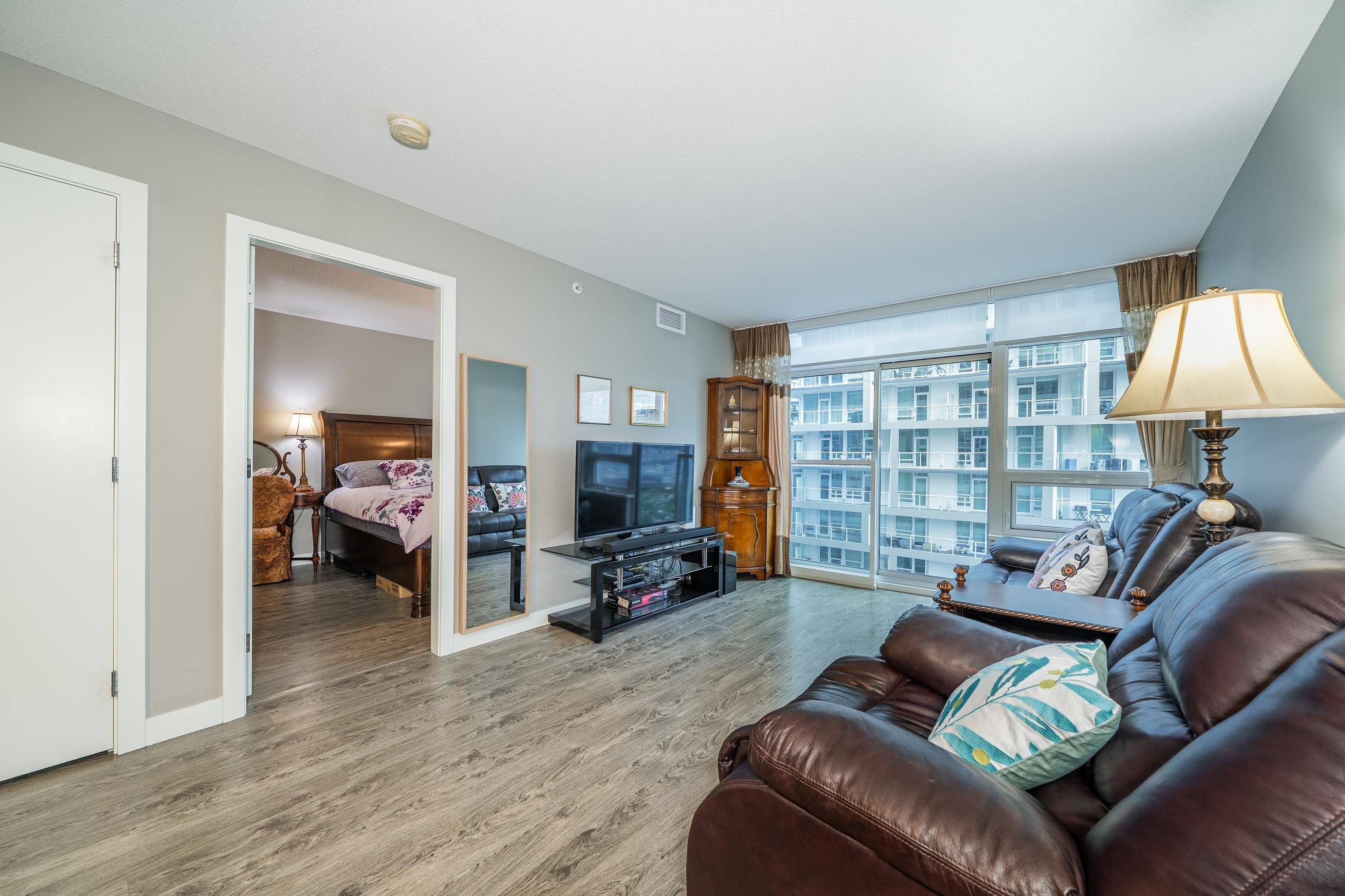 Richmond, BC V6Y 0J4,6288 No. 3 RD #859