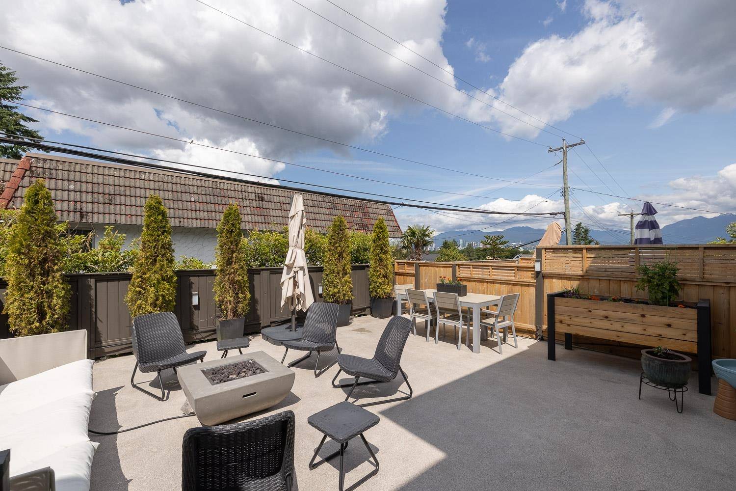 Vancouver, BC V5V 4C9,3761 Fraser ST