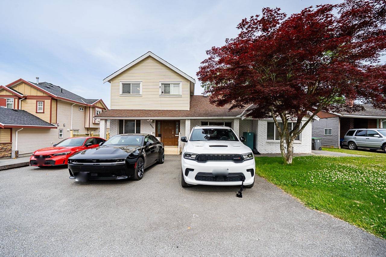 Surrey, BC V3W 3V6,8466 123 ST