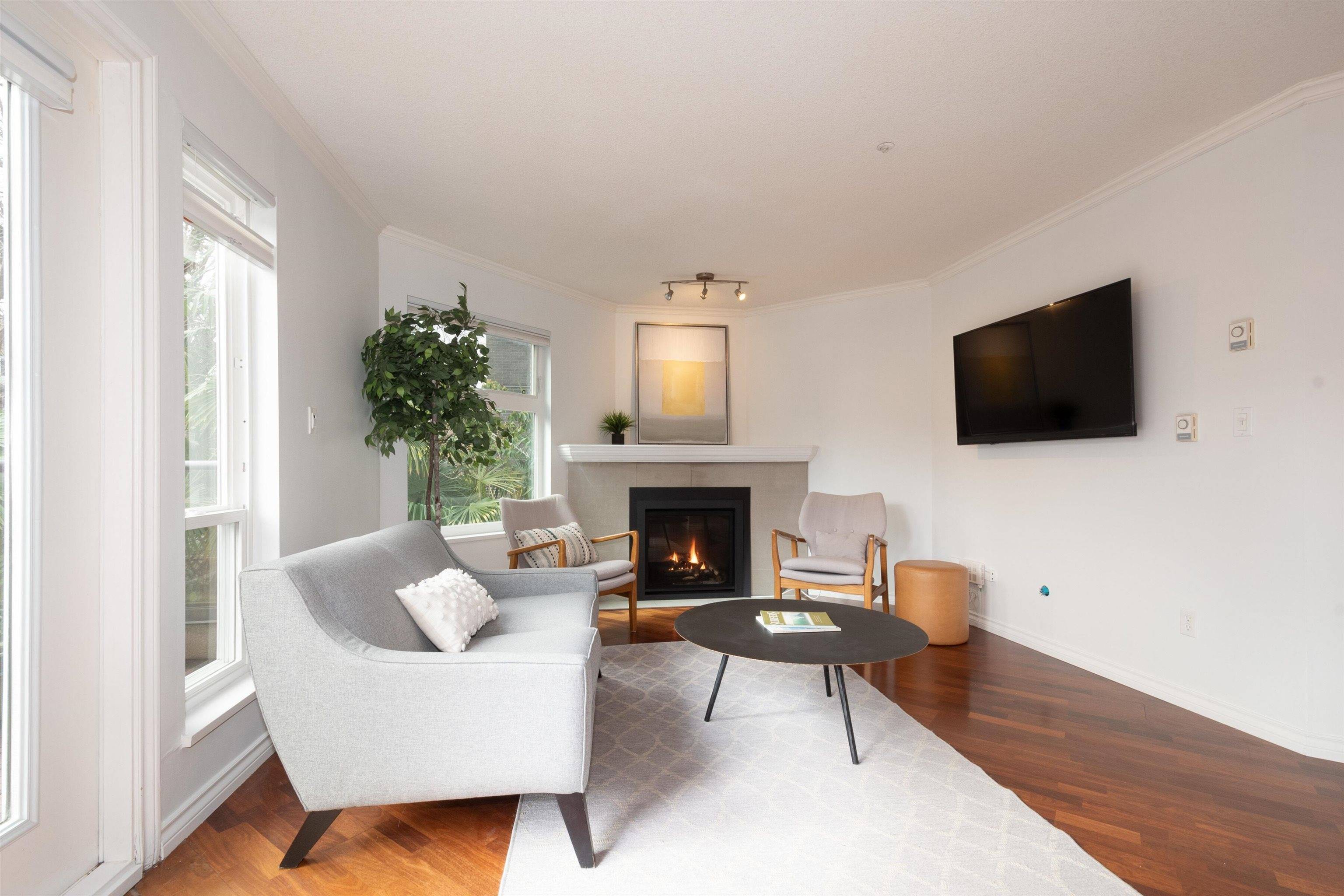Vancouver, BC V6J 1J2,1959 W 2nd AVE #202