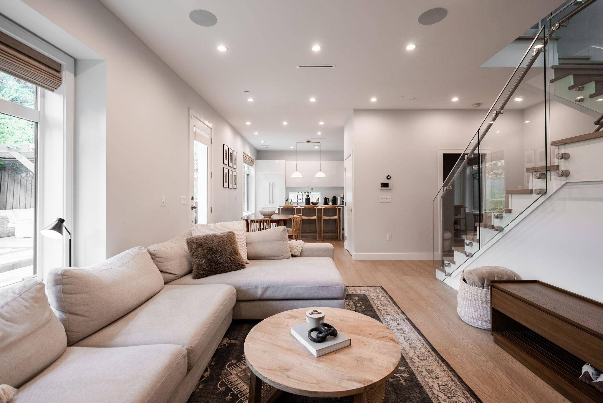 Vancouver, BC V6N 3B5,3337 W 40th AVE