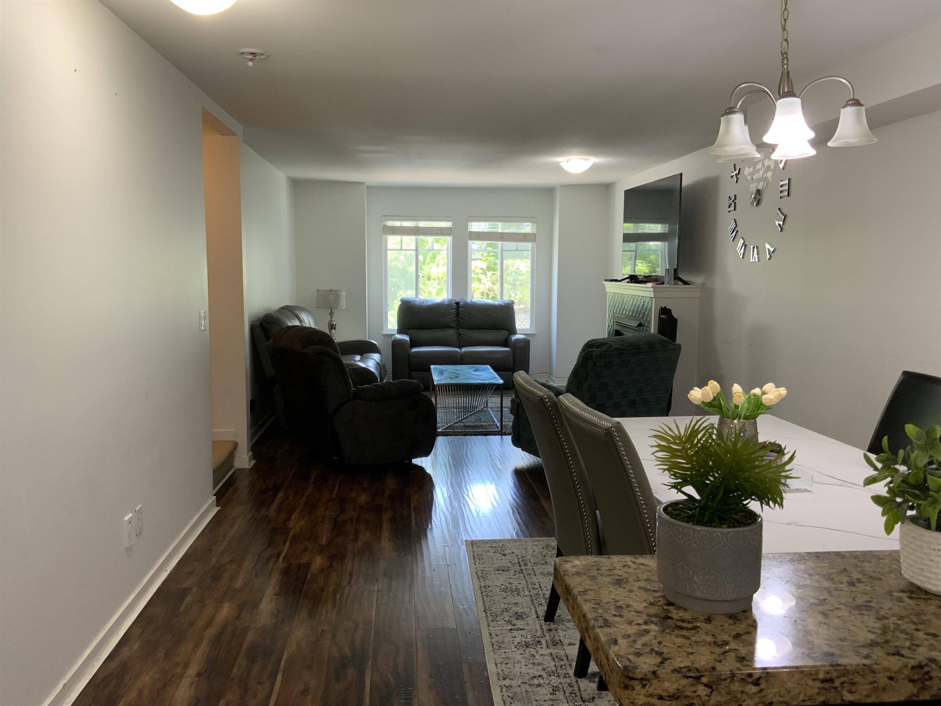 Surrey, BC V3W 1X1,12711 64 AVE #96
