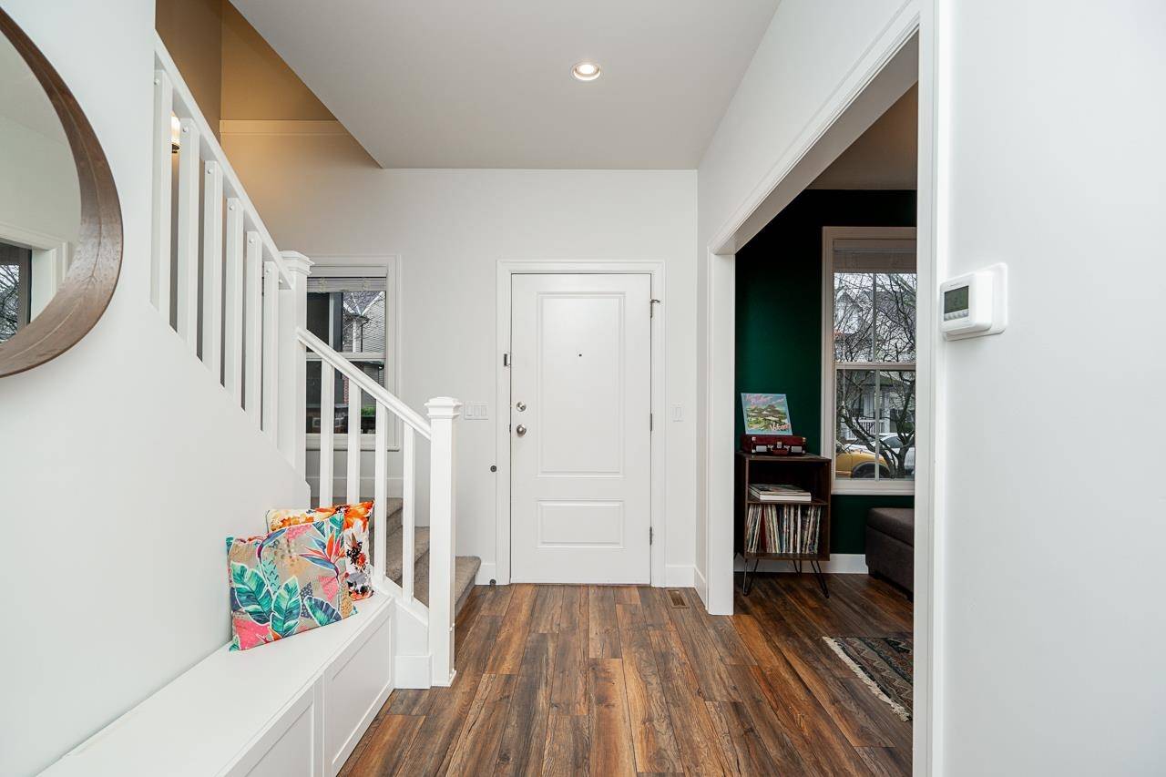 Surrey, BC V4N 0B8,6733 193a ST