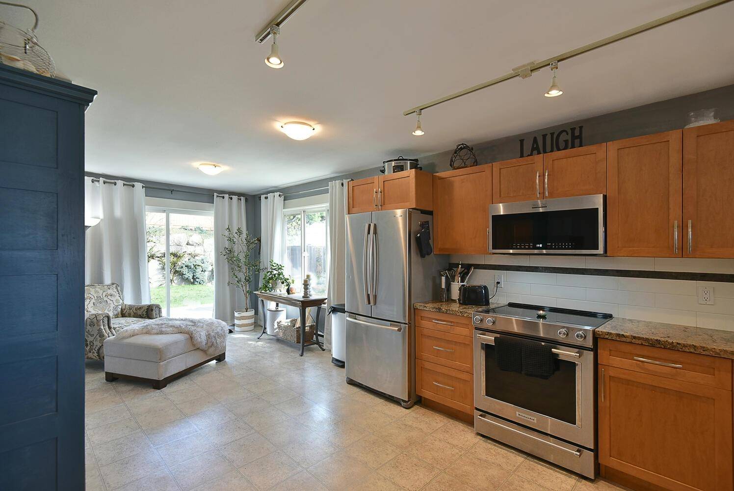 Sechelt, BC V7Z 0V2,6234 Kevins RD