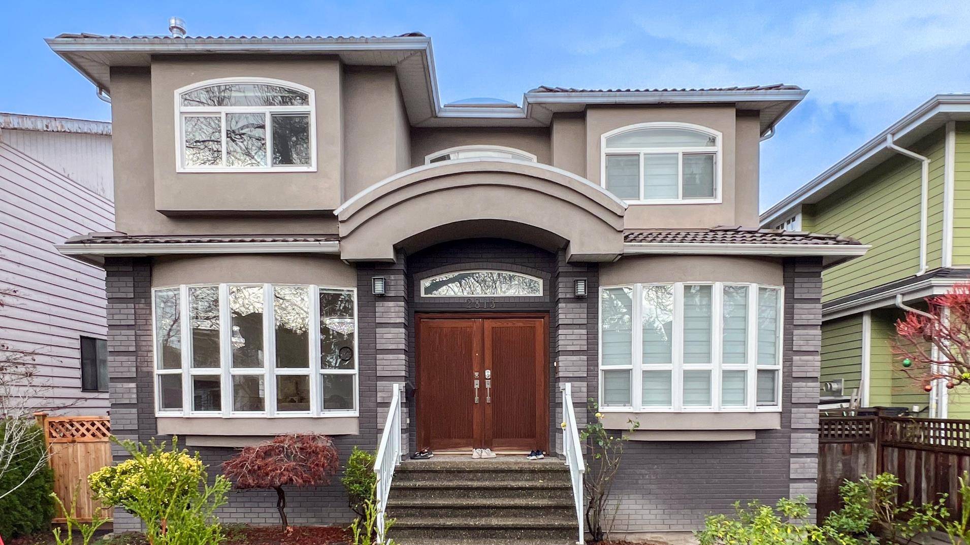 Vancouver, BC V6L 1K5,2813 W 21st AVE