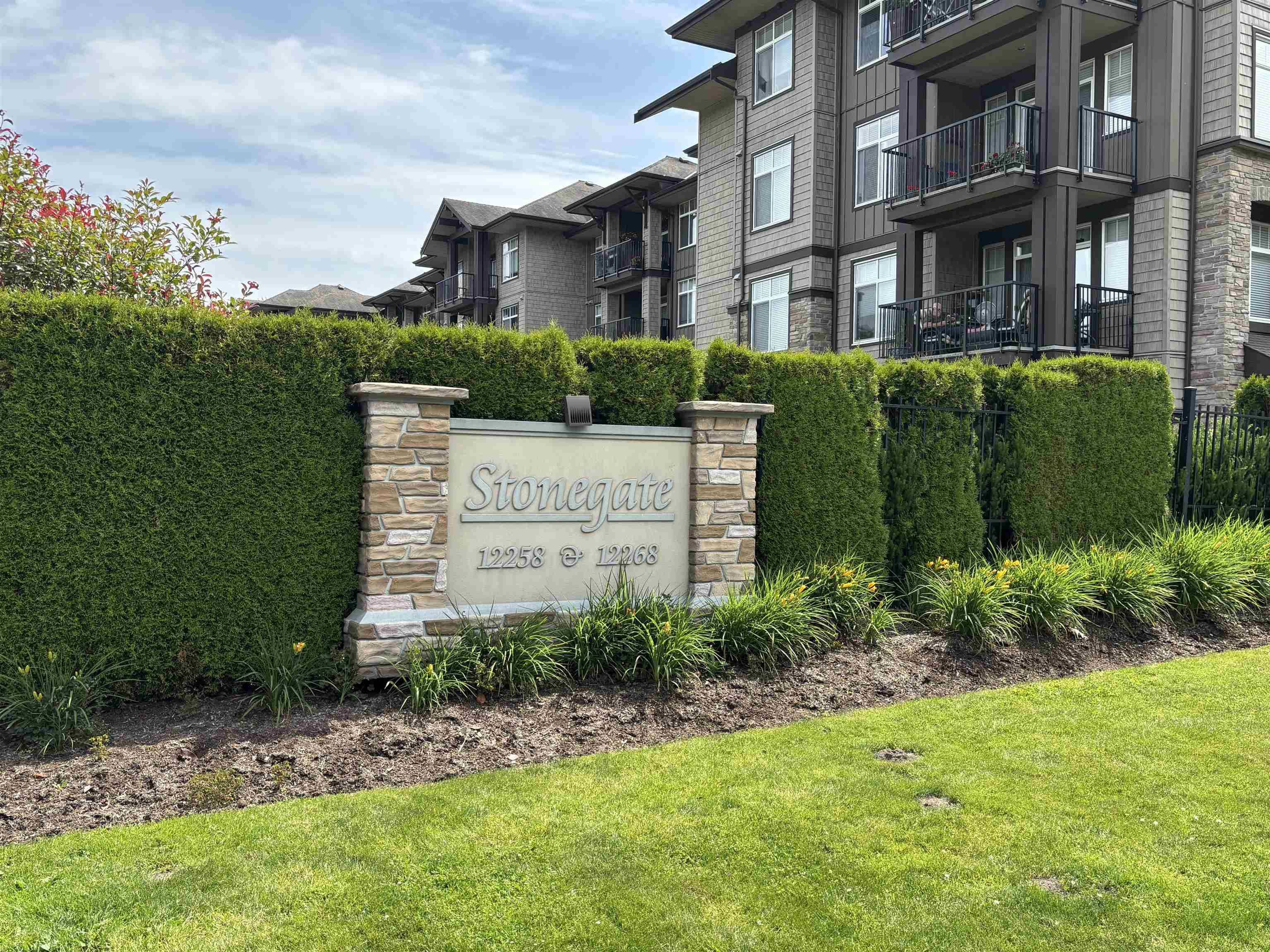 Maple Ridge, BC V2X 6B8,12268 224 ST #311
