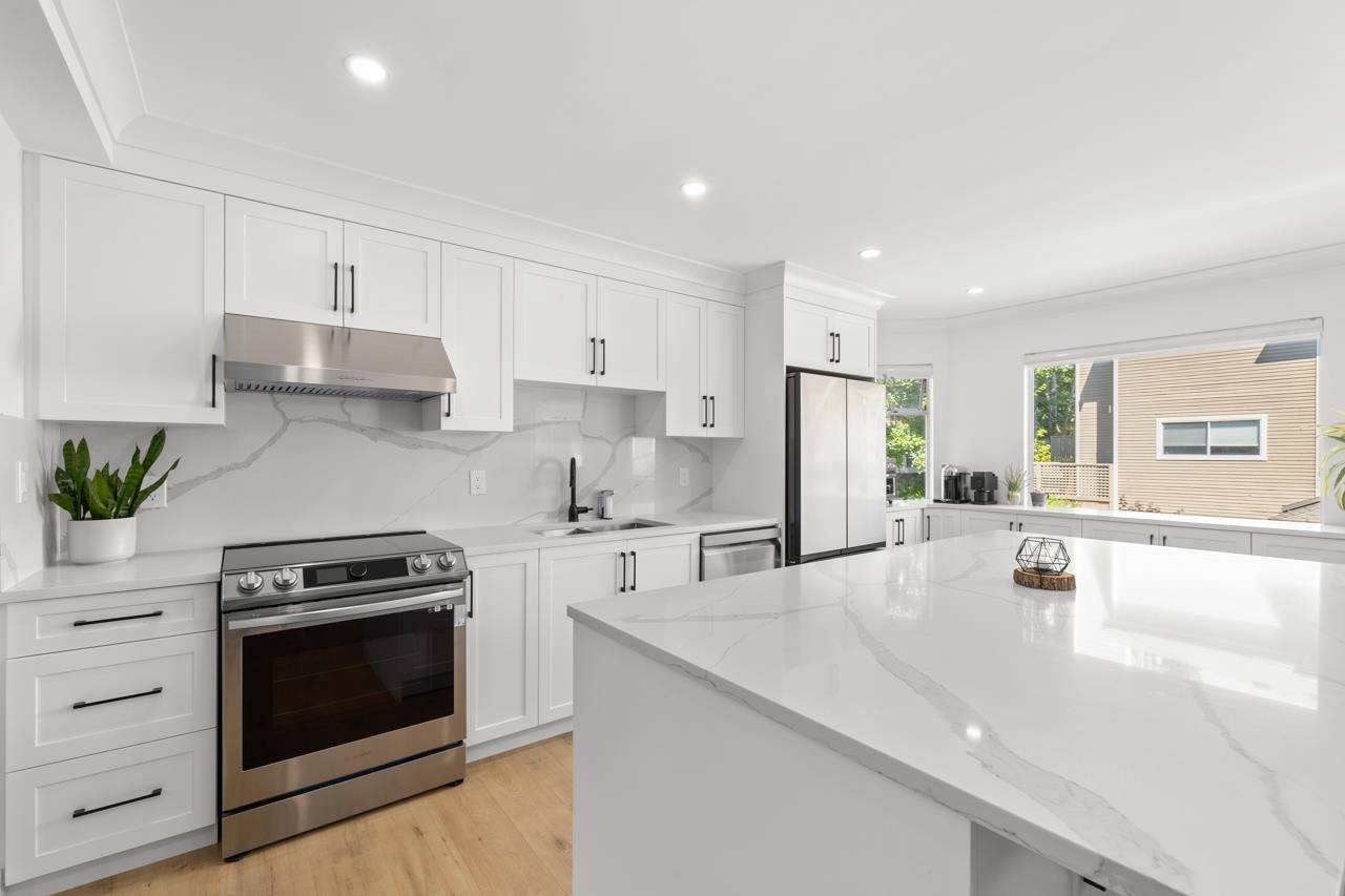 Richmond, BC V7C 5E7,5740 Garrison RD #14