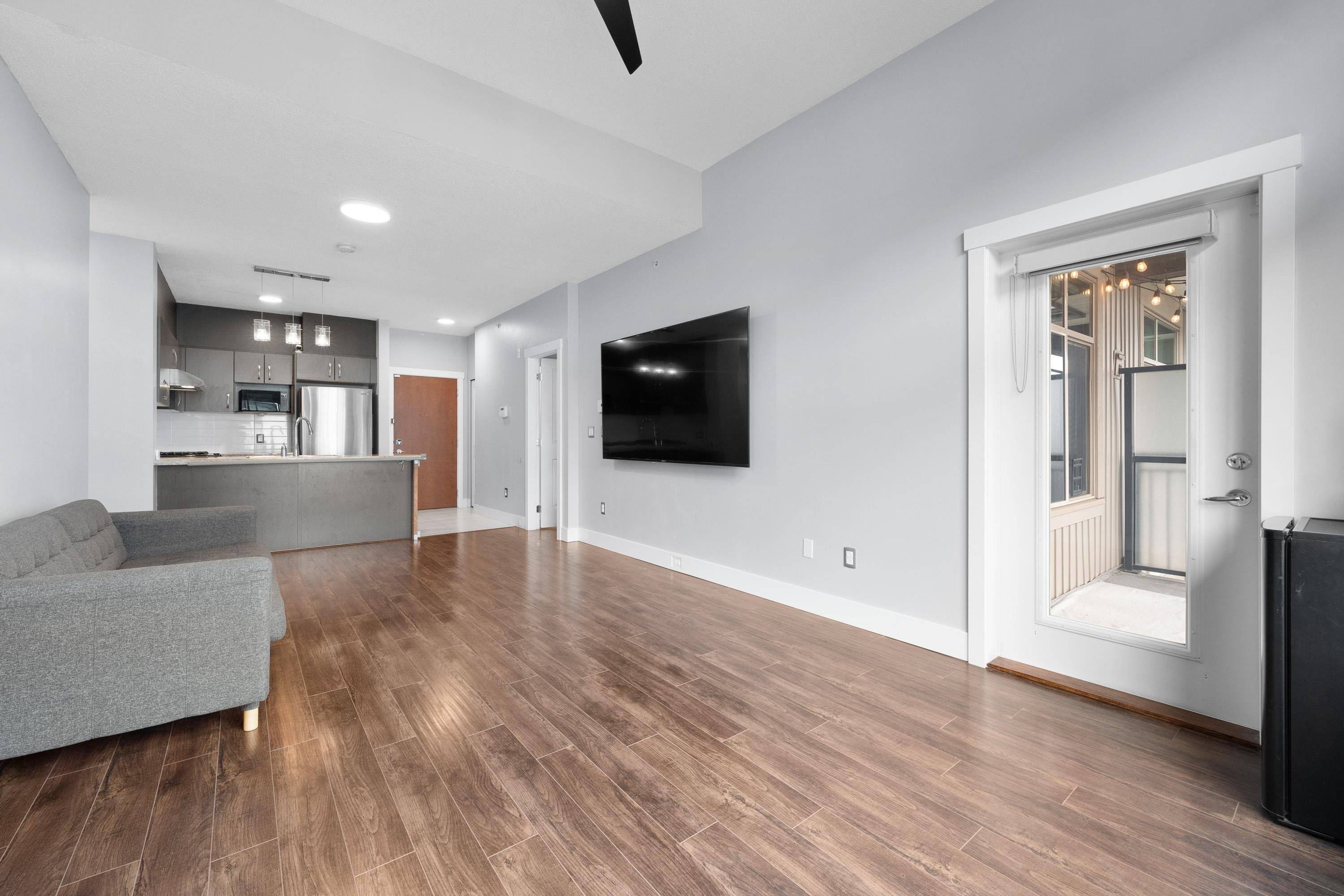 Richmond, BC V6X 0C5,9299 Tomicki AVE #412