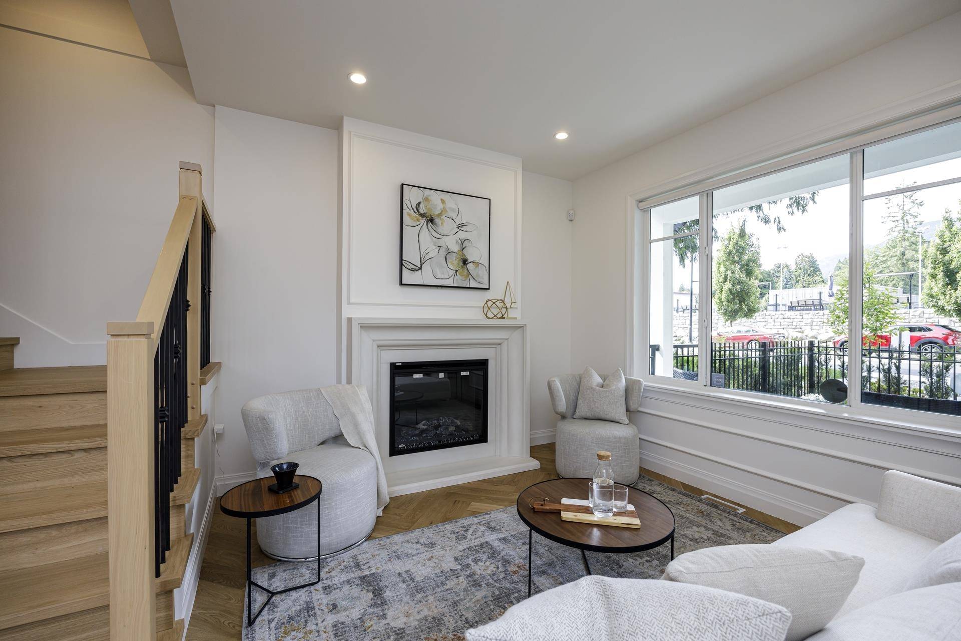 North Vancouver, BC V7L 3E4,259 E 23rd ST