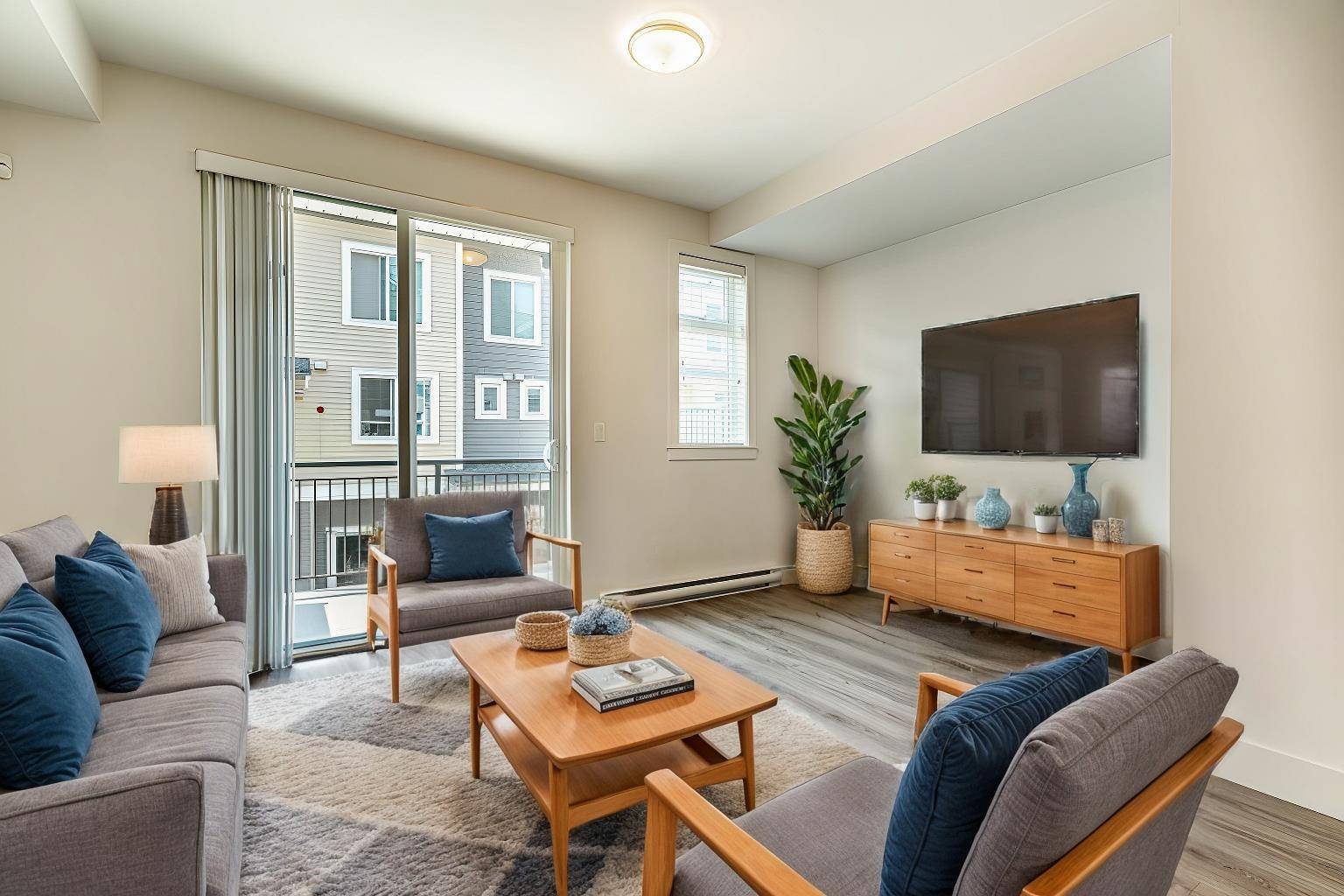 Surrey, BC V4N 6S7,9718 161a ST #170