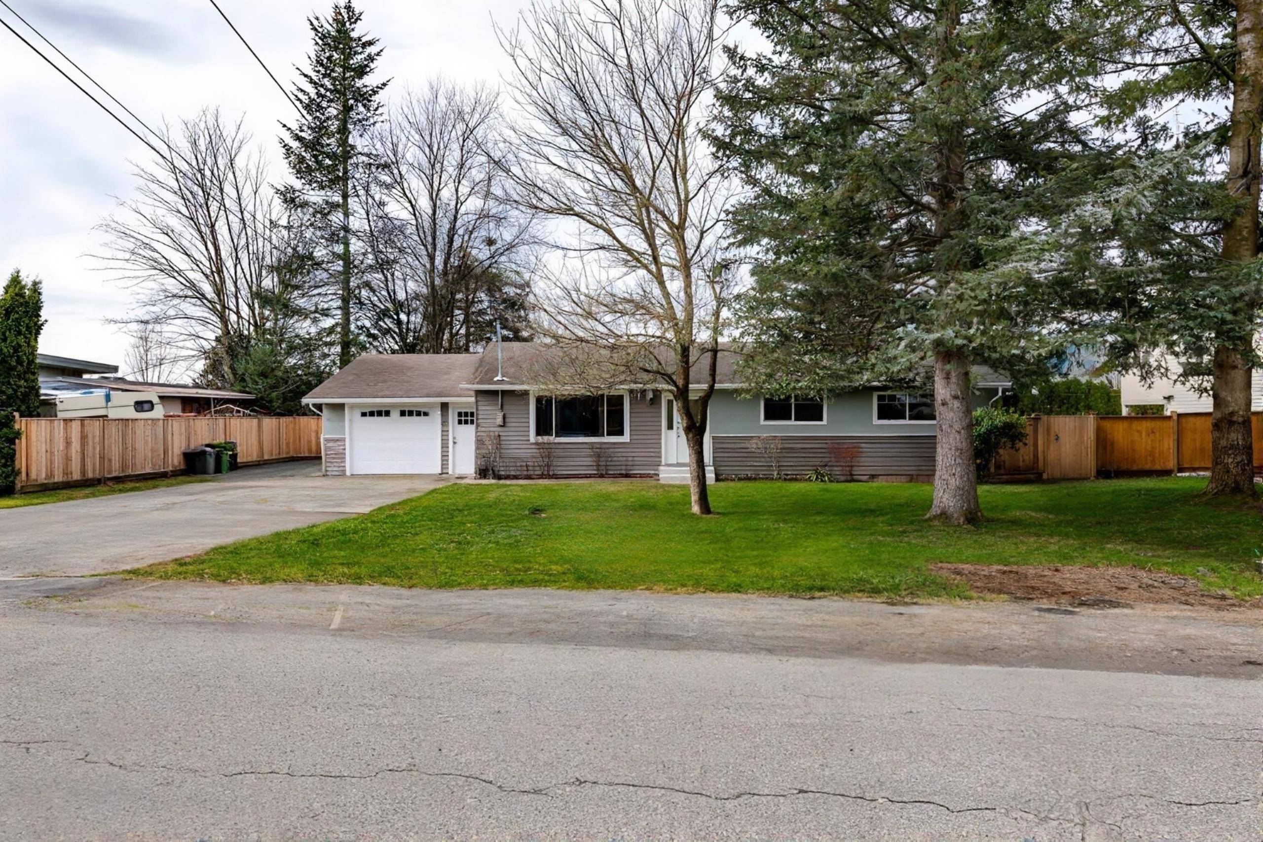 Chilliwack, BC V2R 1K3,7413 Leary CRES