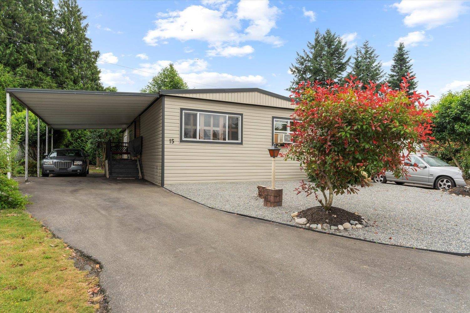 Abbotsford, BC V2T 4T1,31313 Livingstone AVE #15