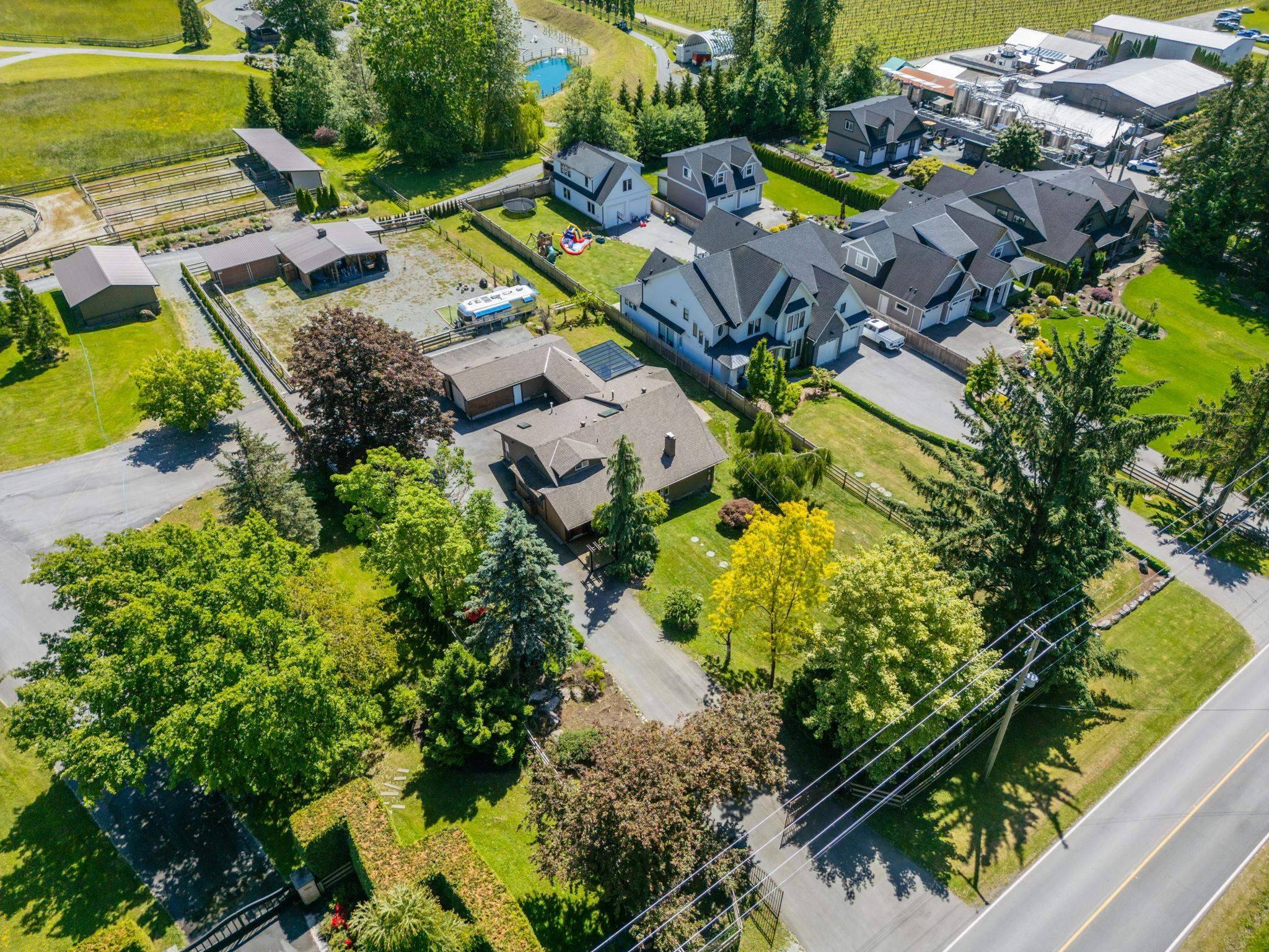 Langley, BC V2Z 1R3,1144 216 ST