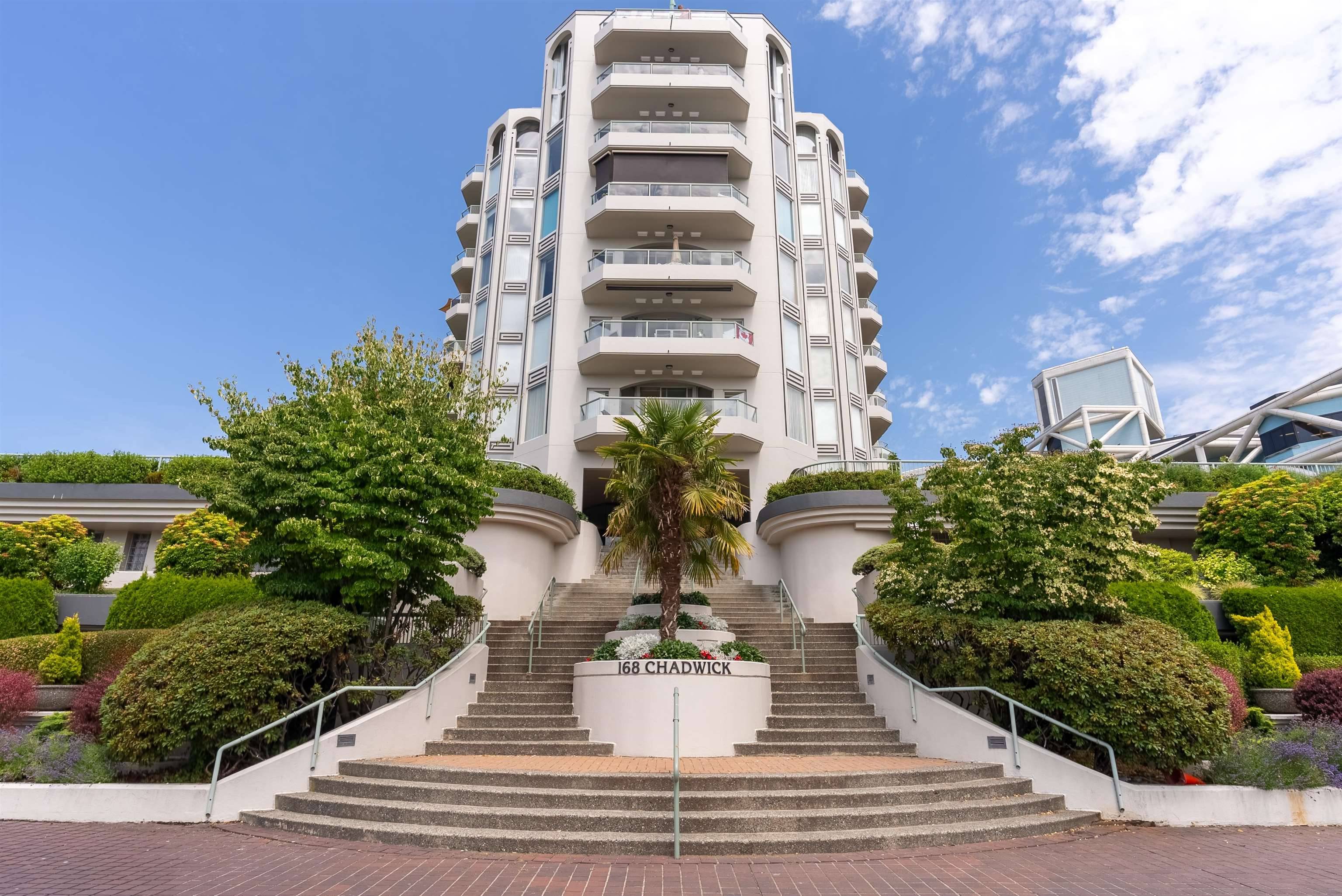 North Vancouver, BC V7M 3L4,168 Chadwick CT #106