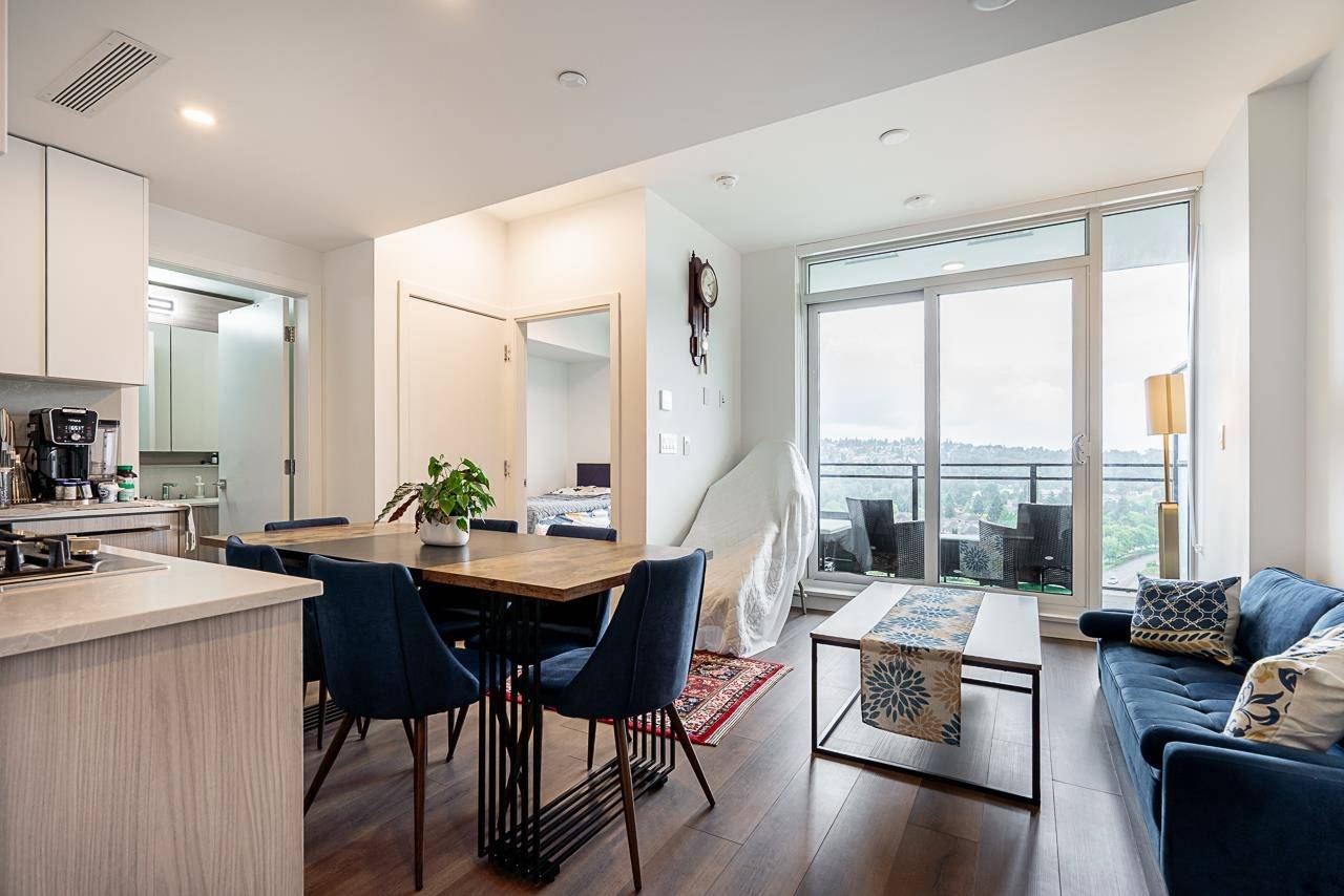 Coquitlam, BC V3K 3T3,901 Lougheed HWY #1605