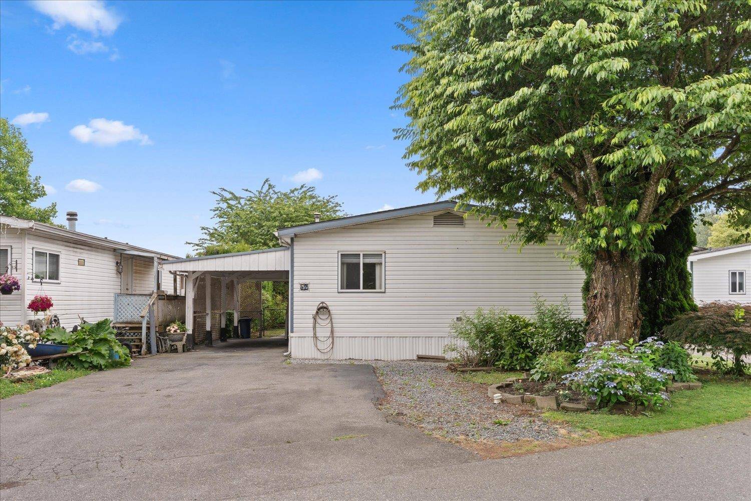 Mission, BC V0M 1G0,41168 Lougheed HWY #82
