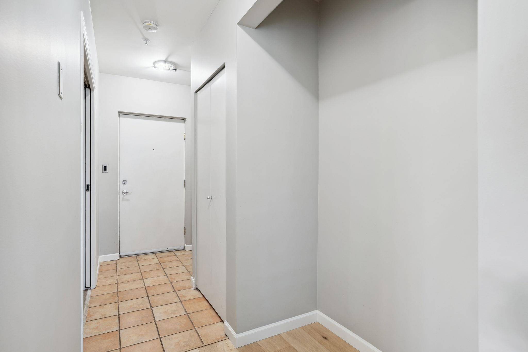Vancouver, BC V6J 5J1,1688 Cypress ST #404