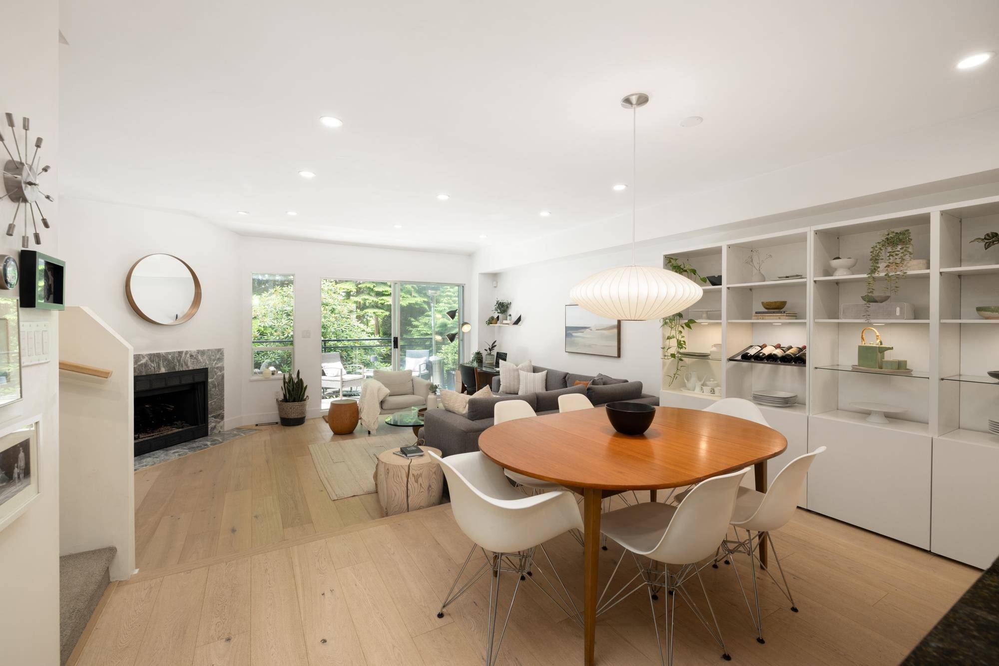 North Vancouver, BC V7G 2G9,3946 Indian River DR