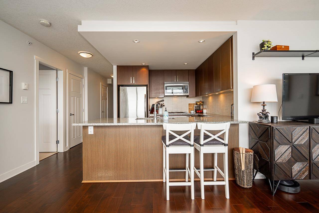 Coquitlam, BC V3B 0C3,2978 Glen DR #2605