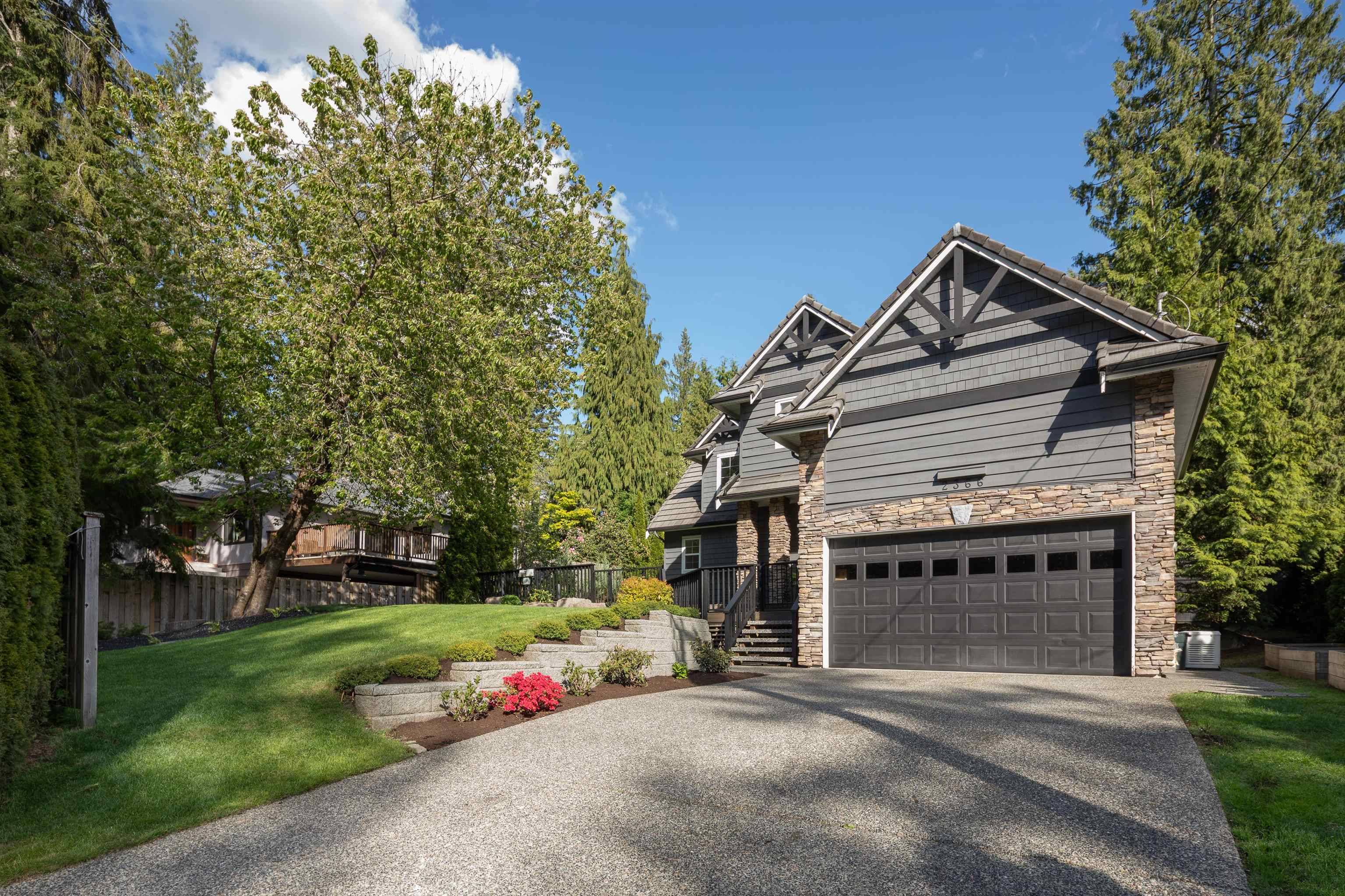 Anmore, BC V3H 4Y5,2366 Sunnyside RD