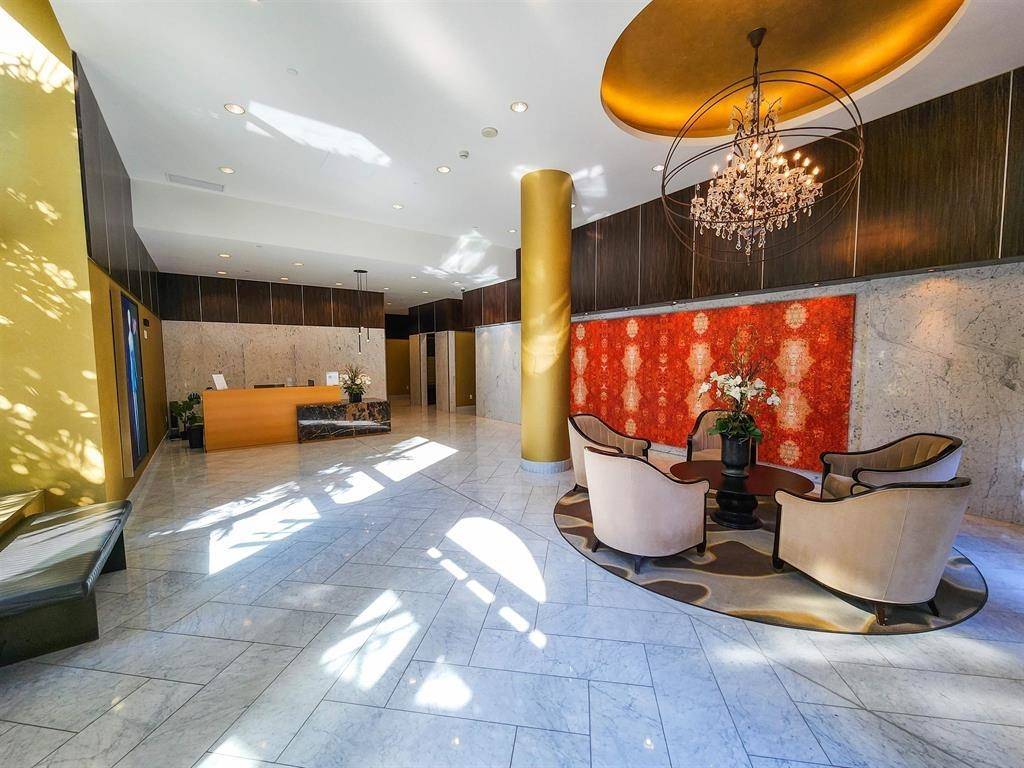 Vancouver, BC V6G 0B1,1221 Bidwell ST #1006
