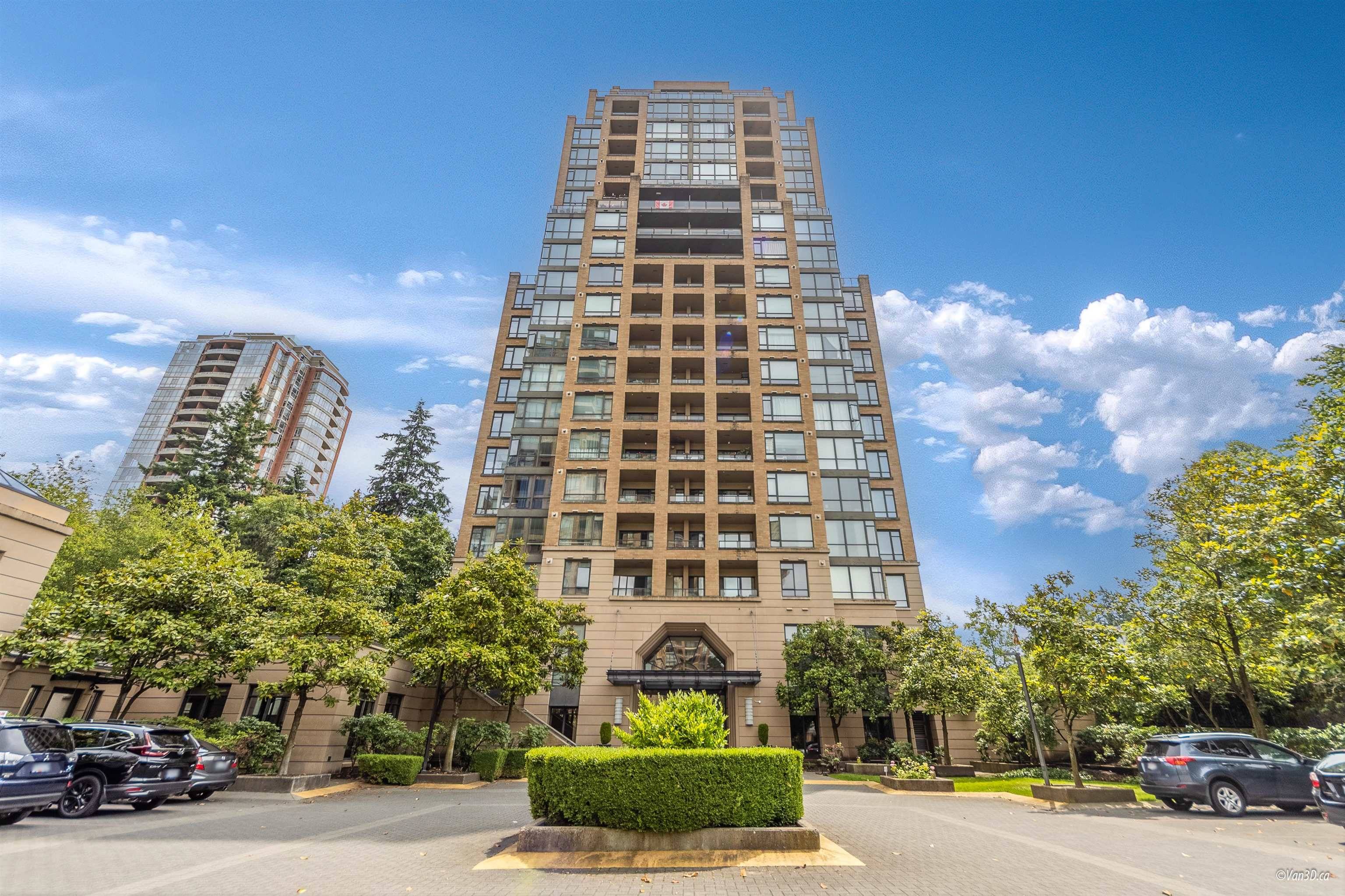 Burnaby, BC V3N 5C4,7388 Sandborne AVE #407