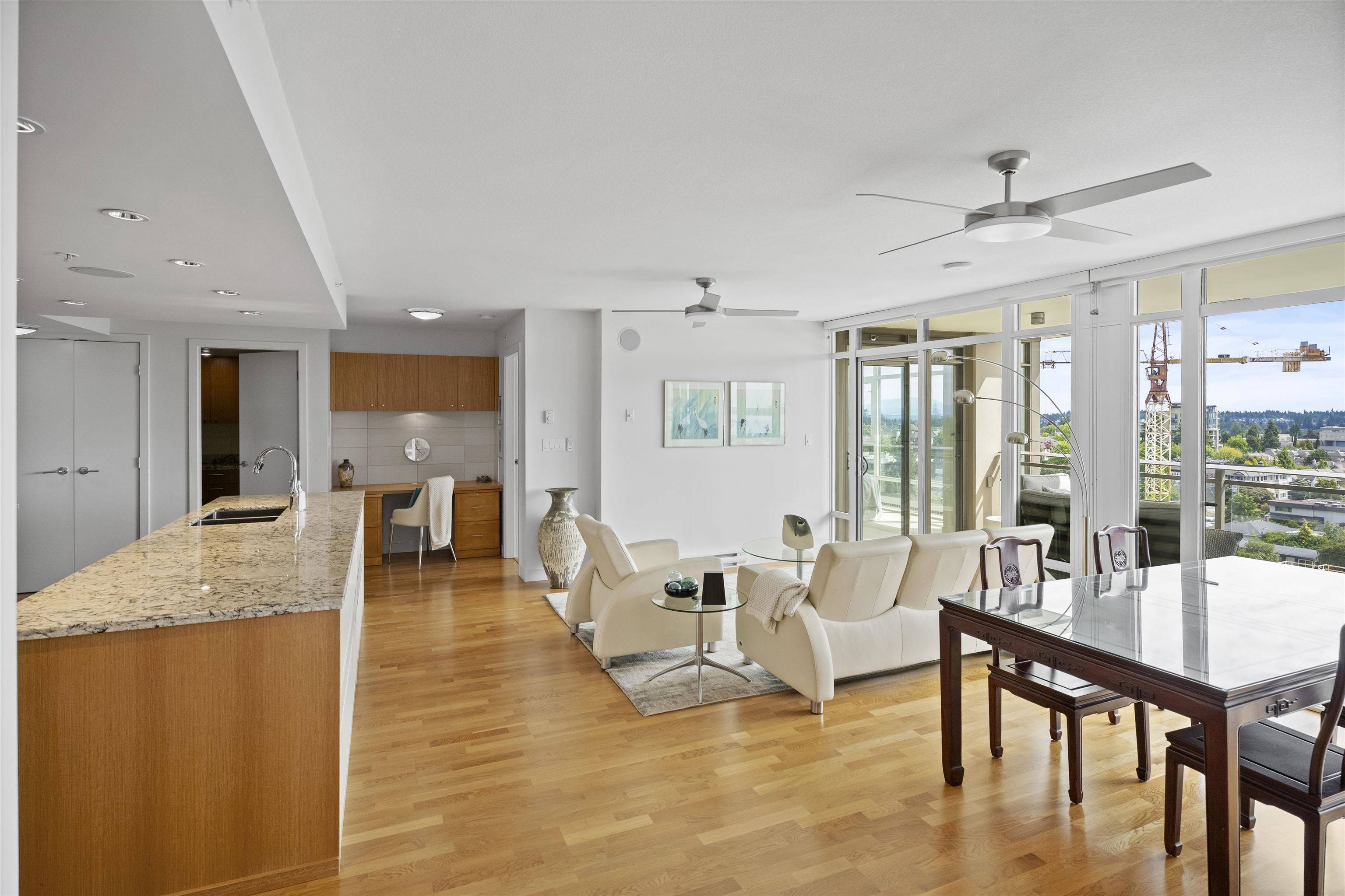 White Rock, BC V4B 0A9,1455 George ST #1105