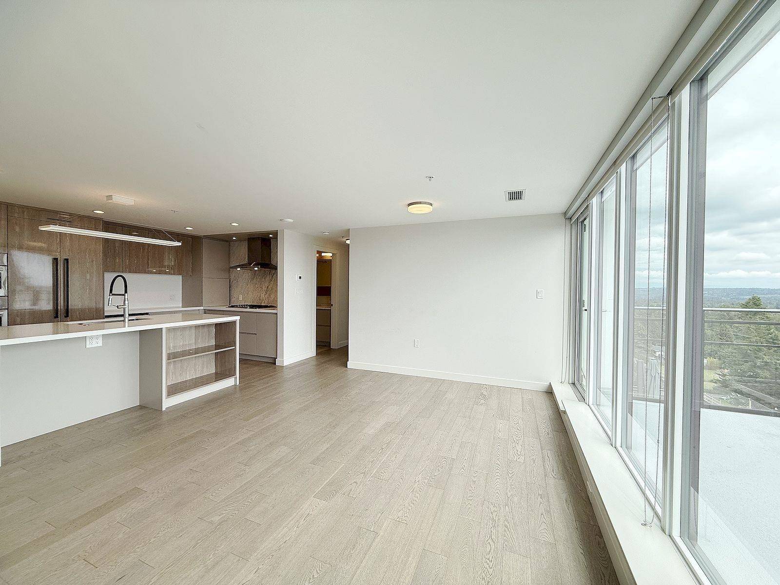 White Rock, BC V4B 4L9,1526 Finlay St White ST #8F
