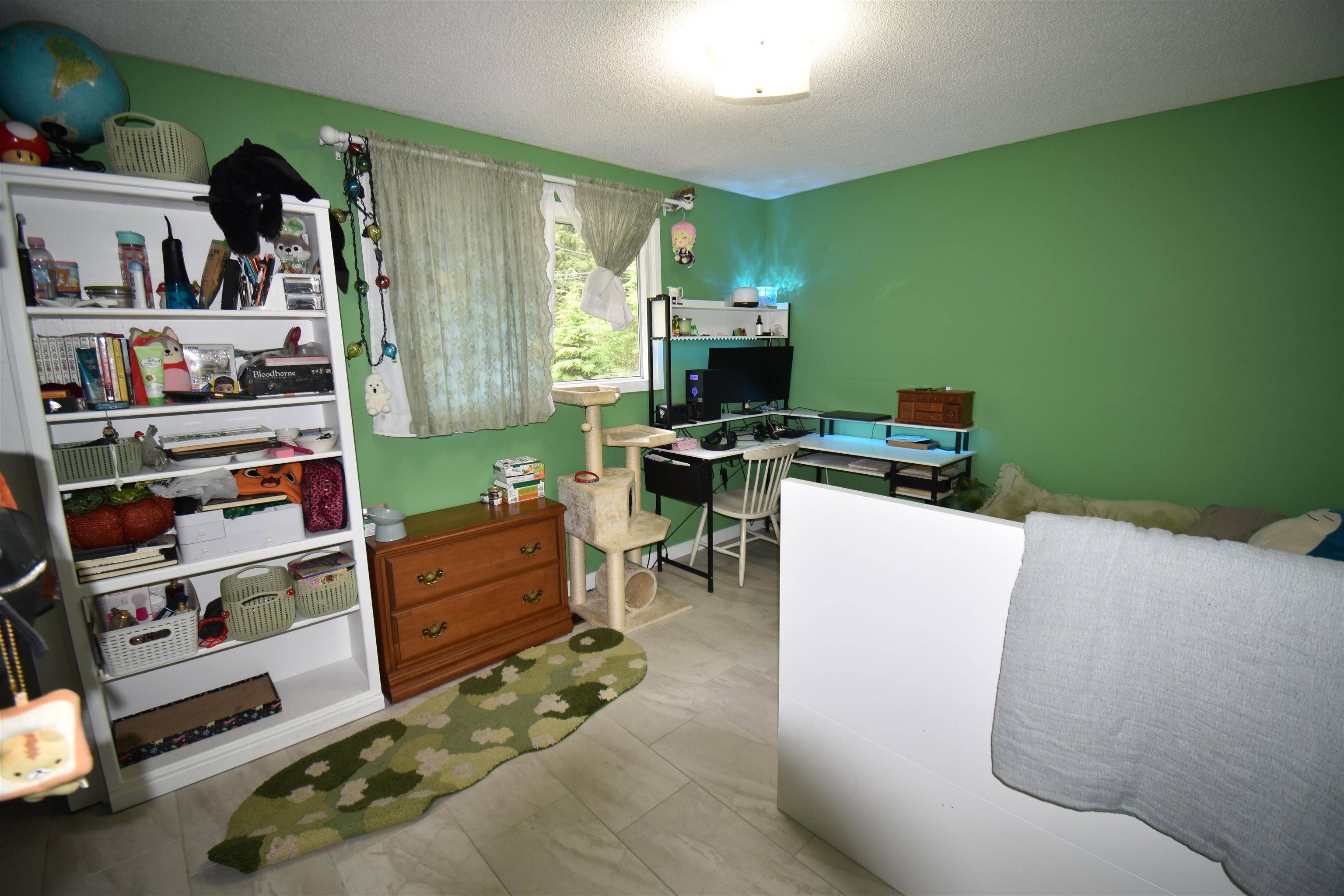 Hope, BC V0X 1L3,21169 Landstrom RD