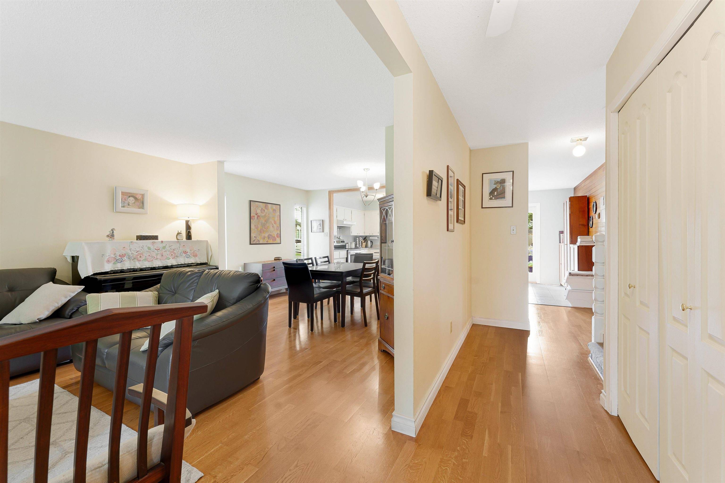 Surrey, BC V4A 4R4,2215 153a ST