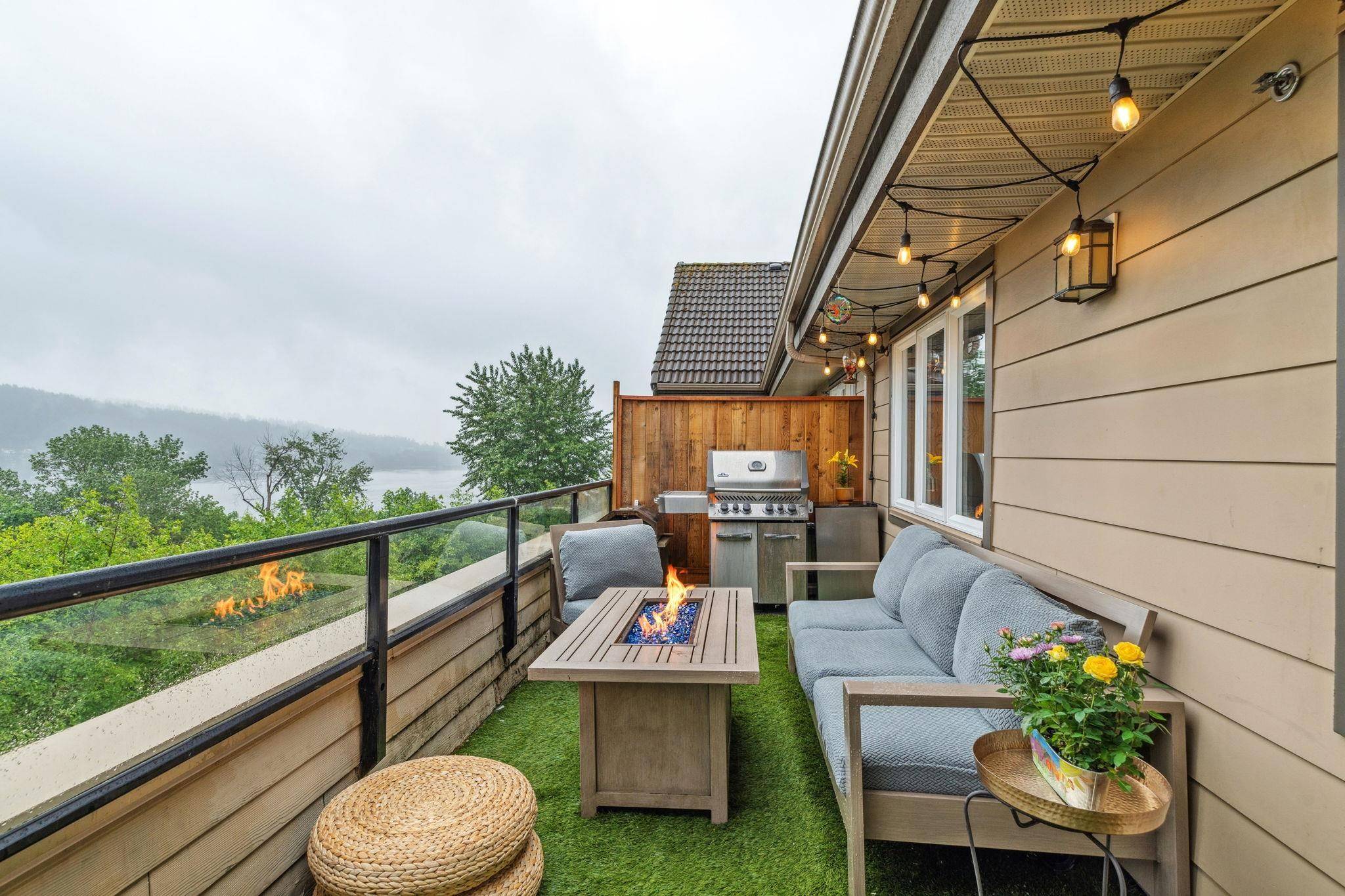 Port Moody, BC V3H 0B2,160 Shoreline CIR #501