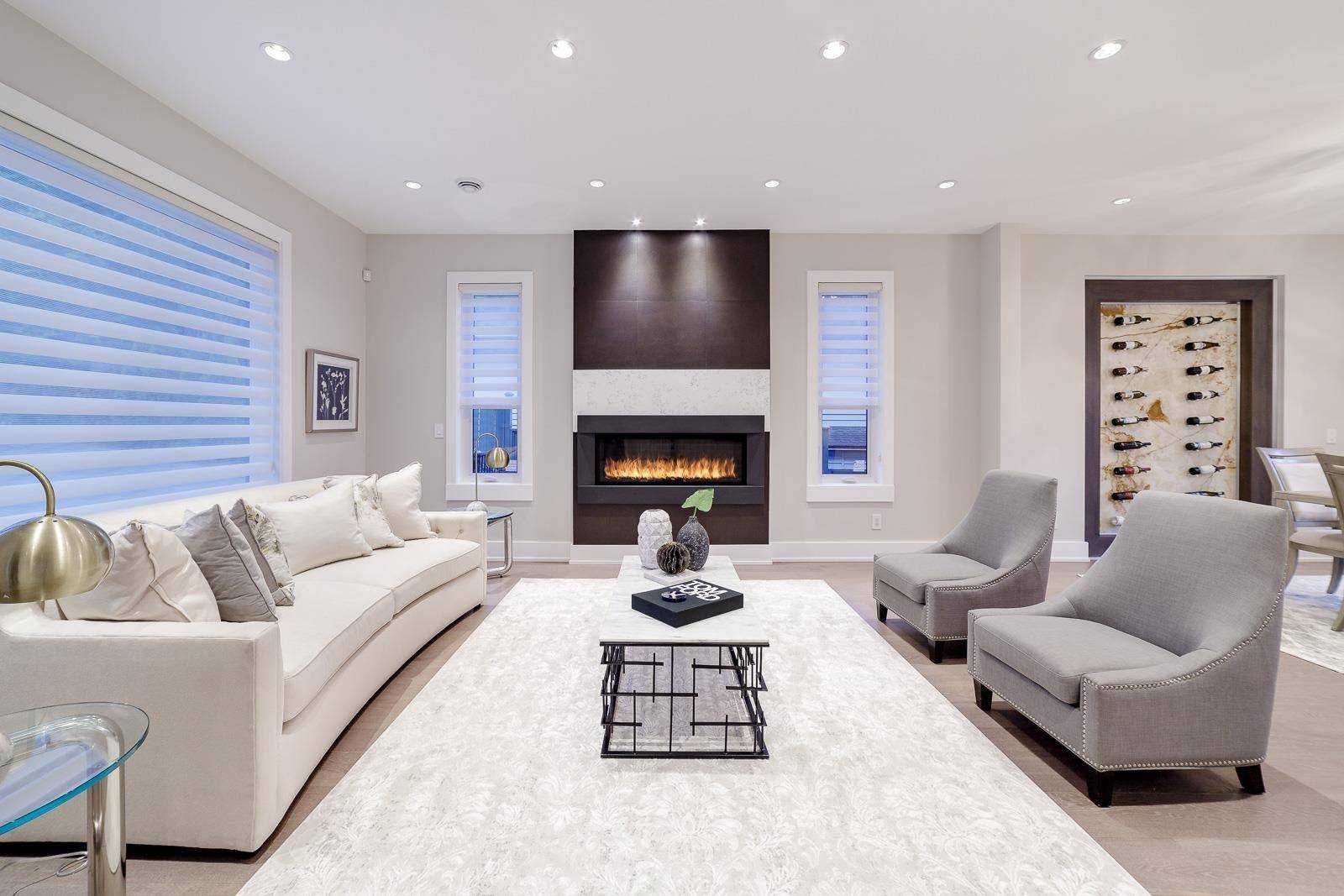 North Vancouver, BC V7N 3A7,517 Granada CRES