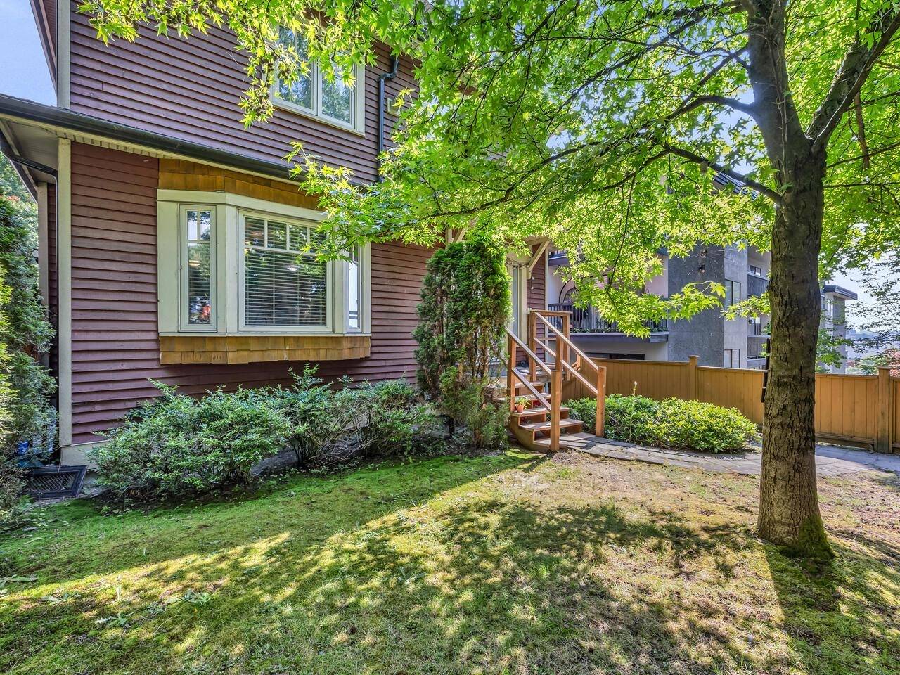 Vancouver, BC V5N 1A2,1362 E 1st AVE