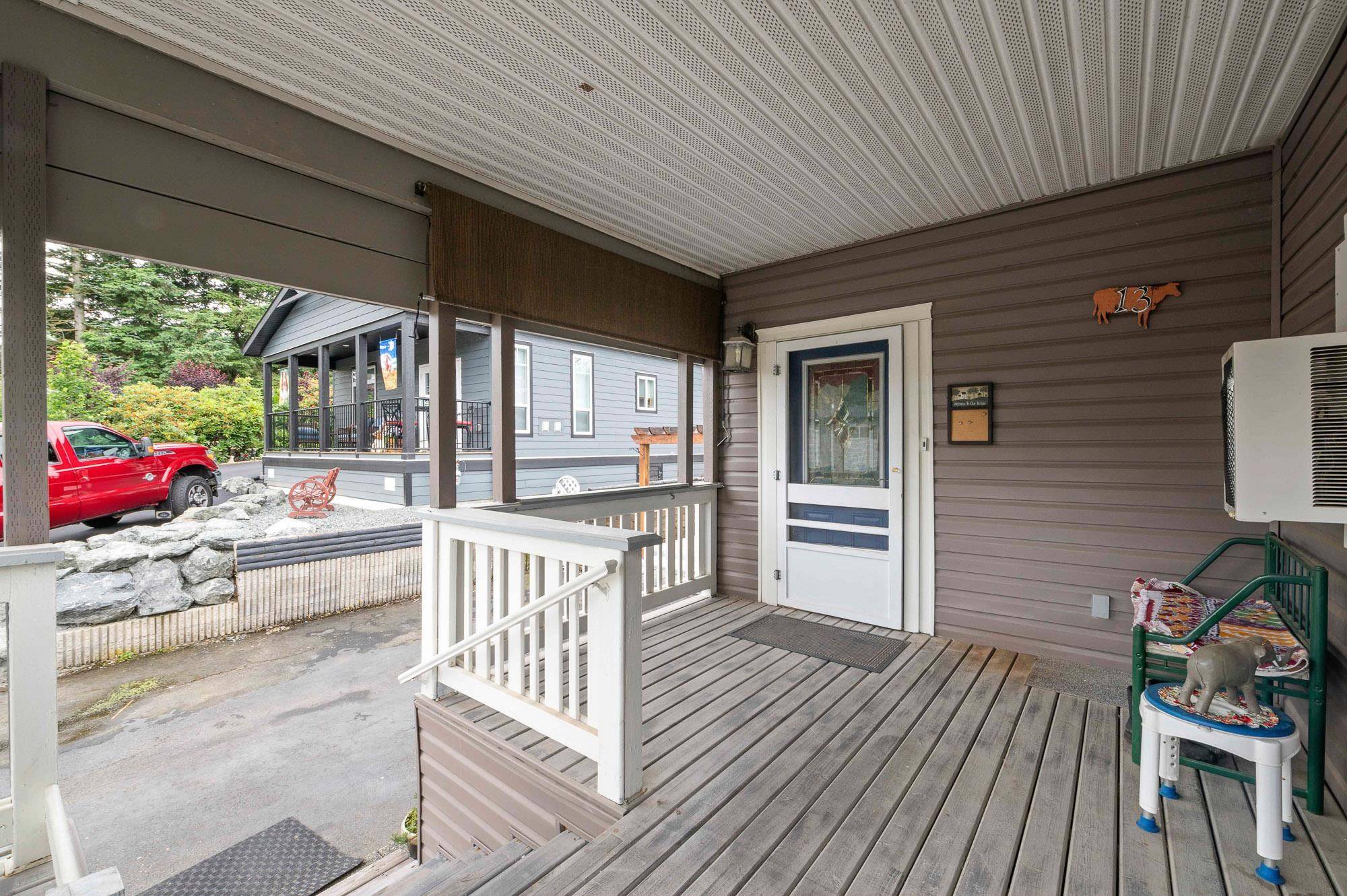 Langley, BC V4W 2S9,27111 0 AVE #13