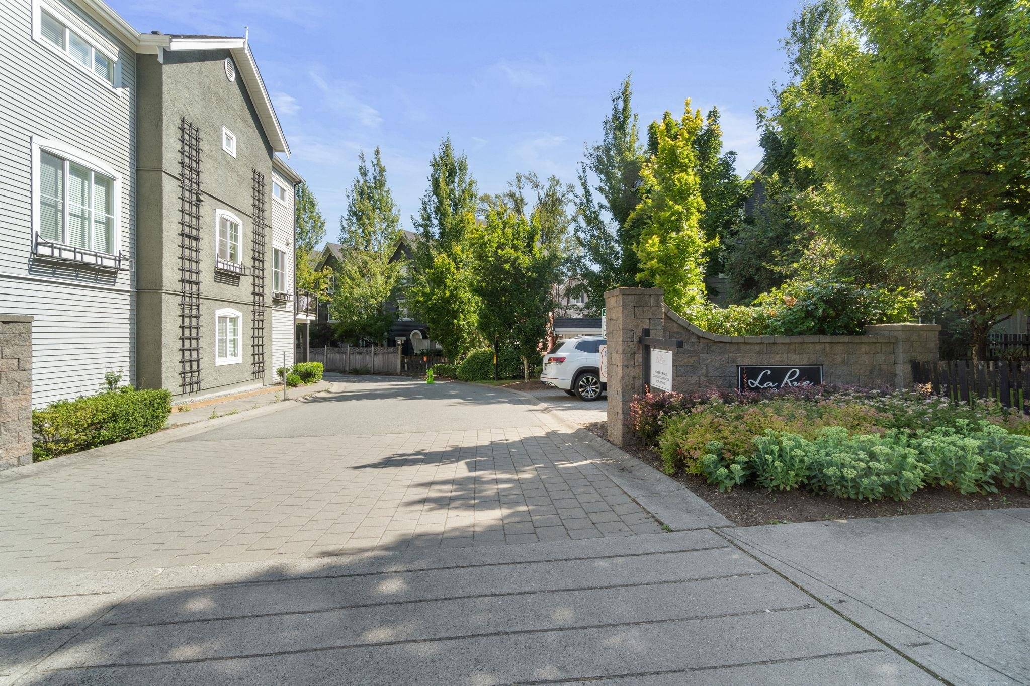 Surrey, BC V4N 6M5,19180 65 AVE #9